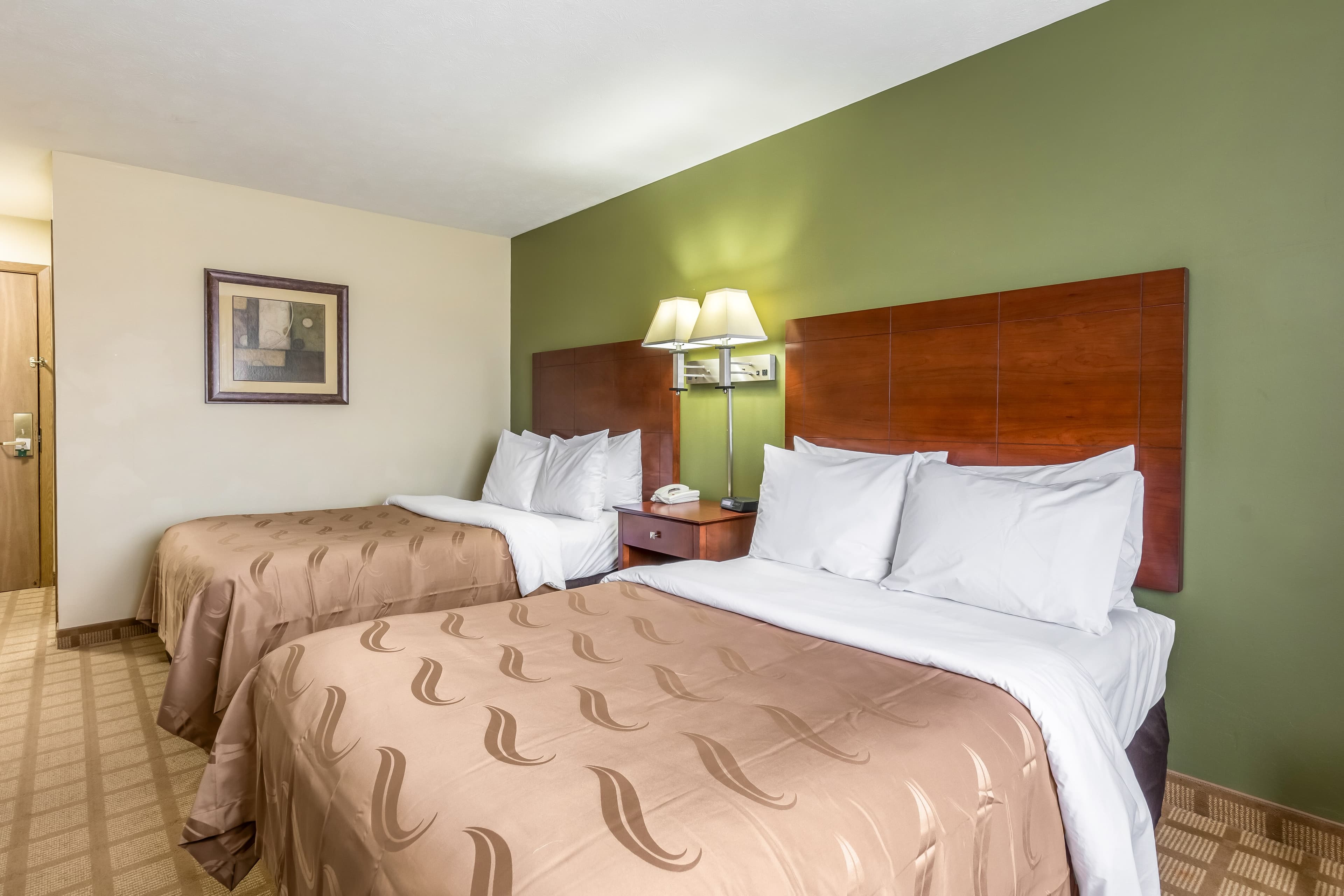 Quality Inn I-74 Batesville - Image 4