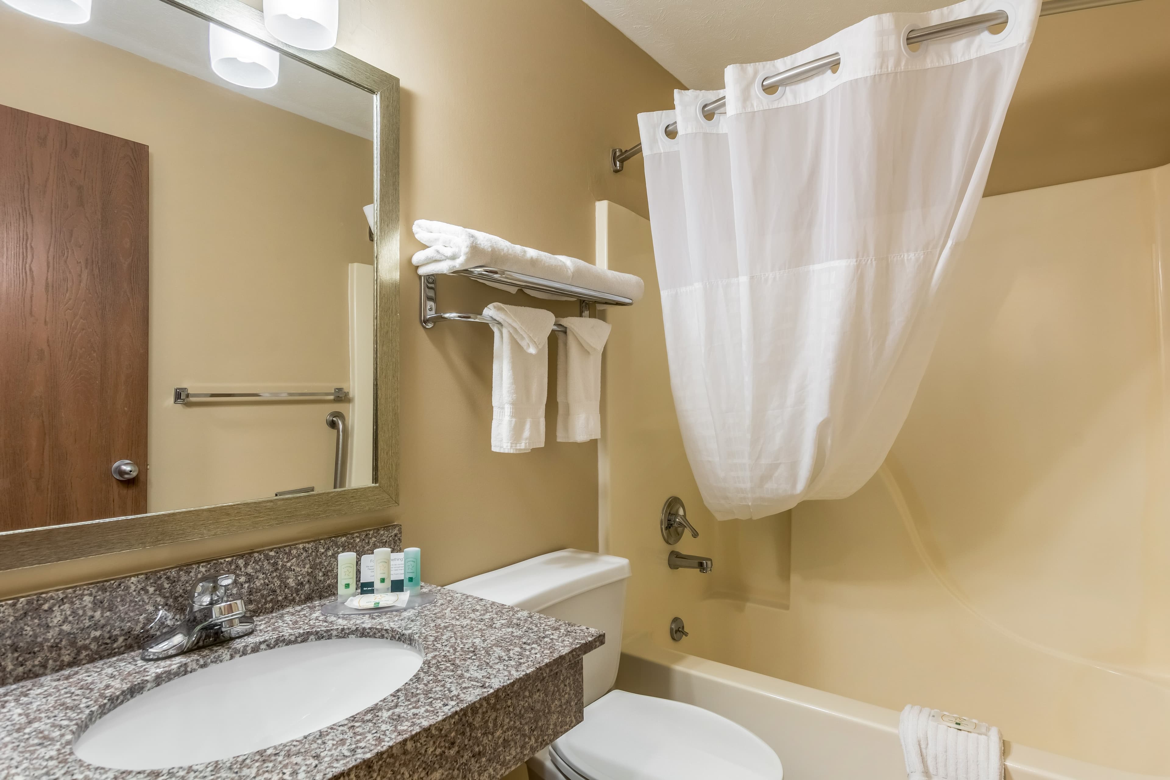 Quality Inn I-74 Batesville — 12