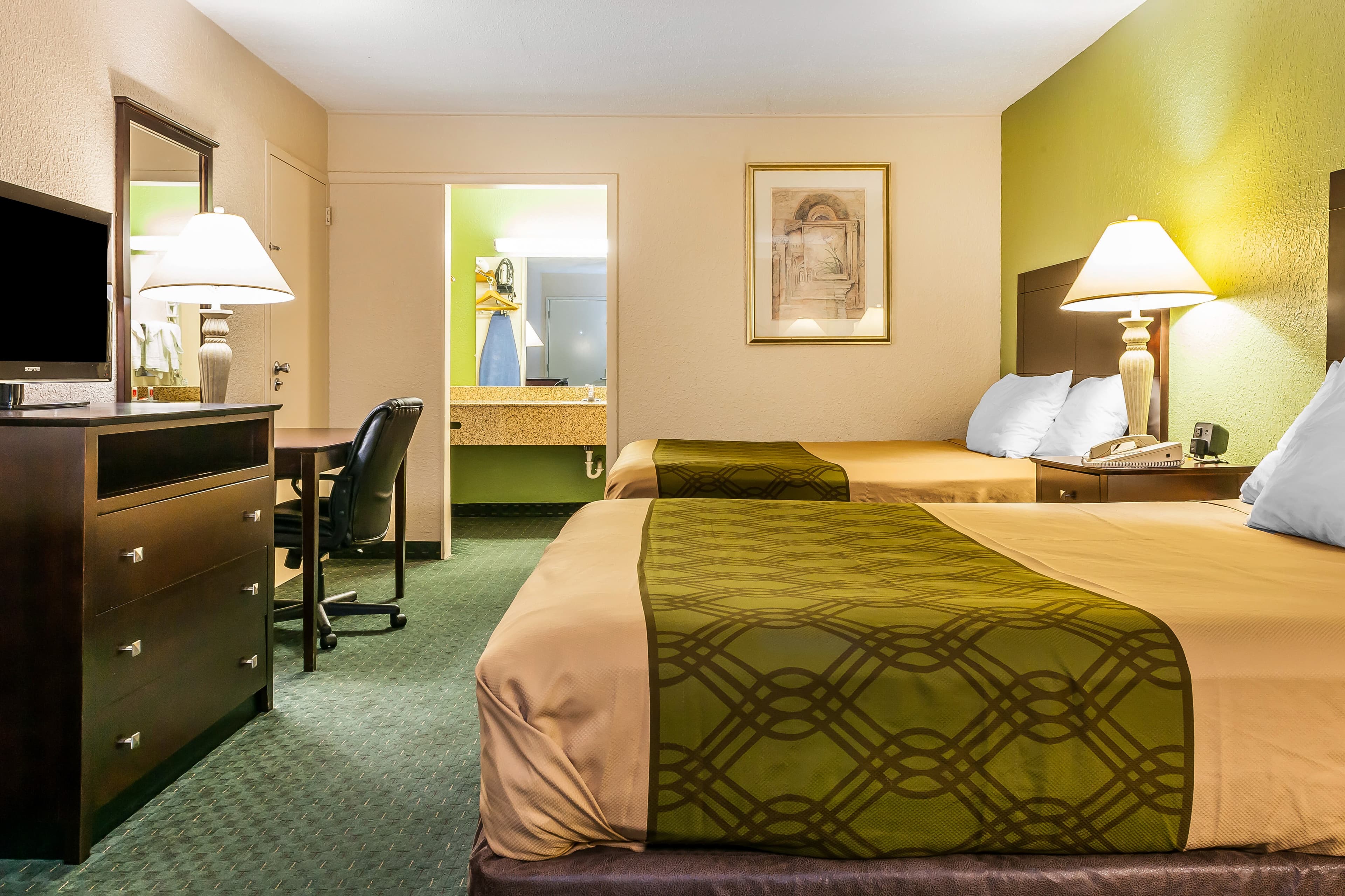 Econo Lodge Vincennes — 7