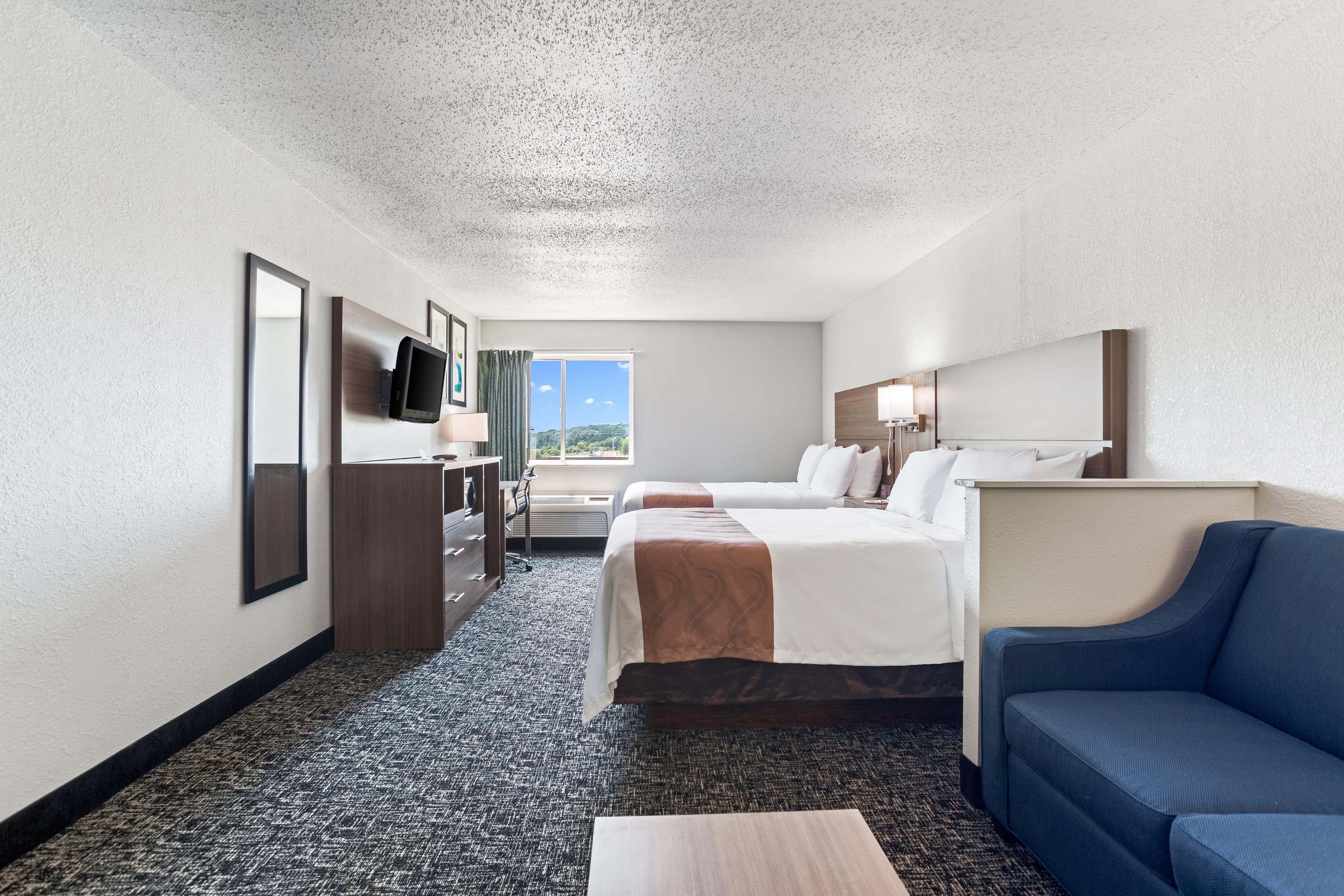 Quality Inn & Suites Ferdinand — 16