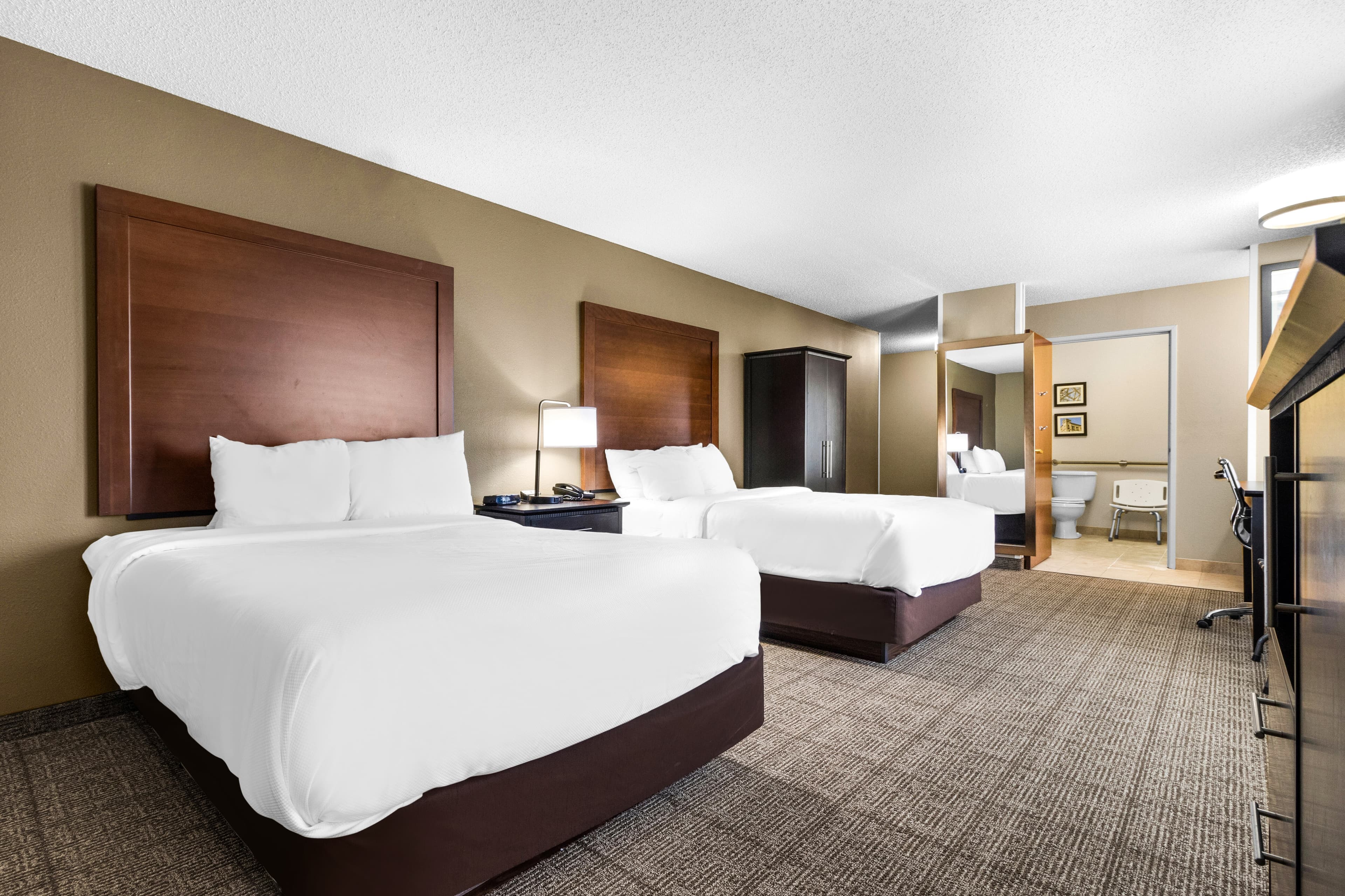 Comfort Inn Evansville East — 4