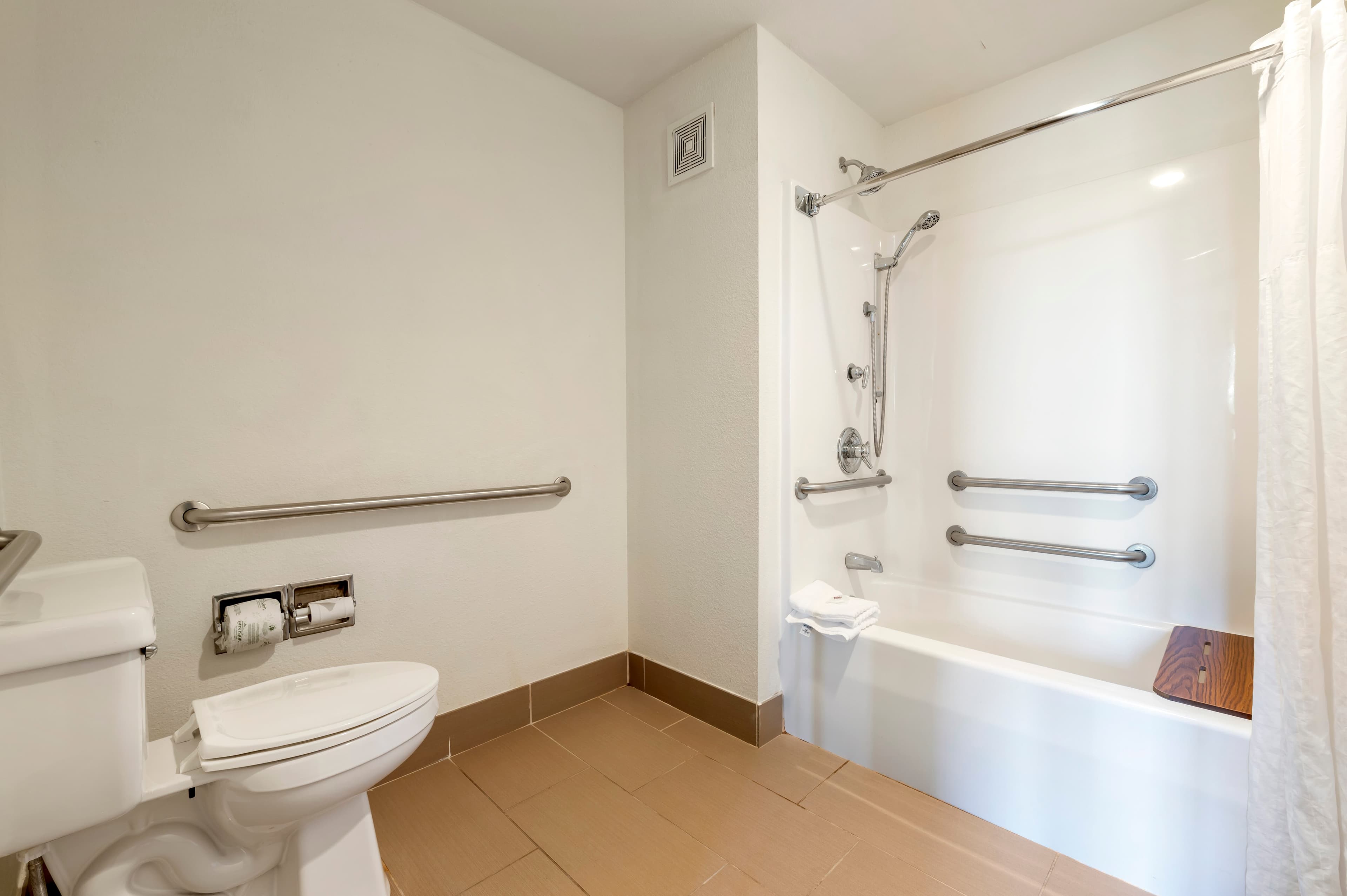 Comfort Inn Anderson South - Image 2