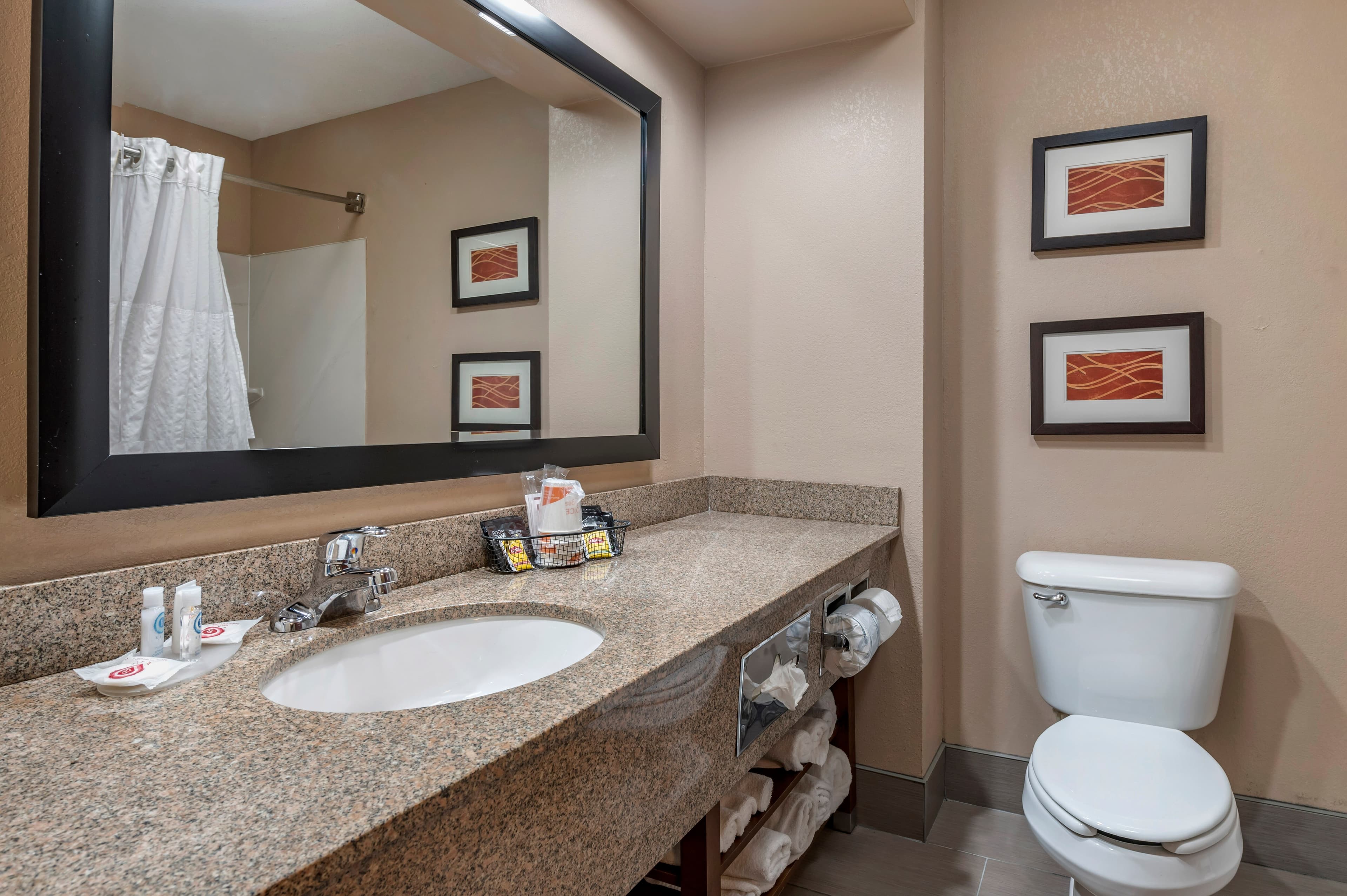 Comfort Inn & Suites Lawrenceburg — 10