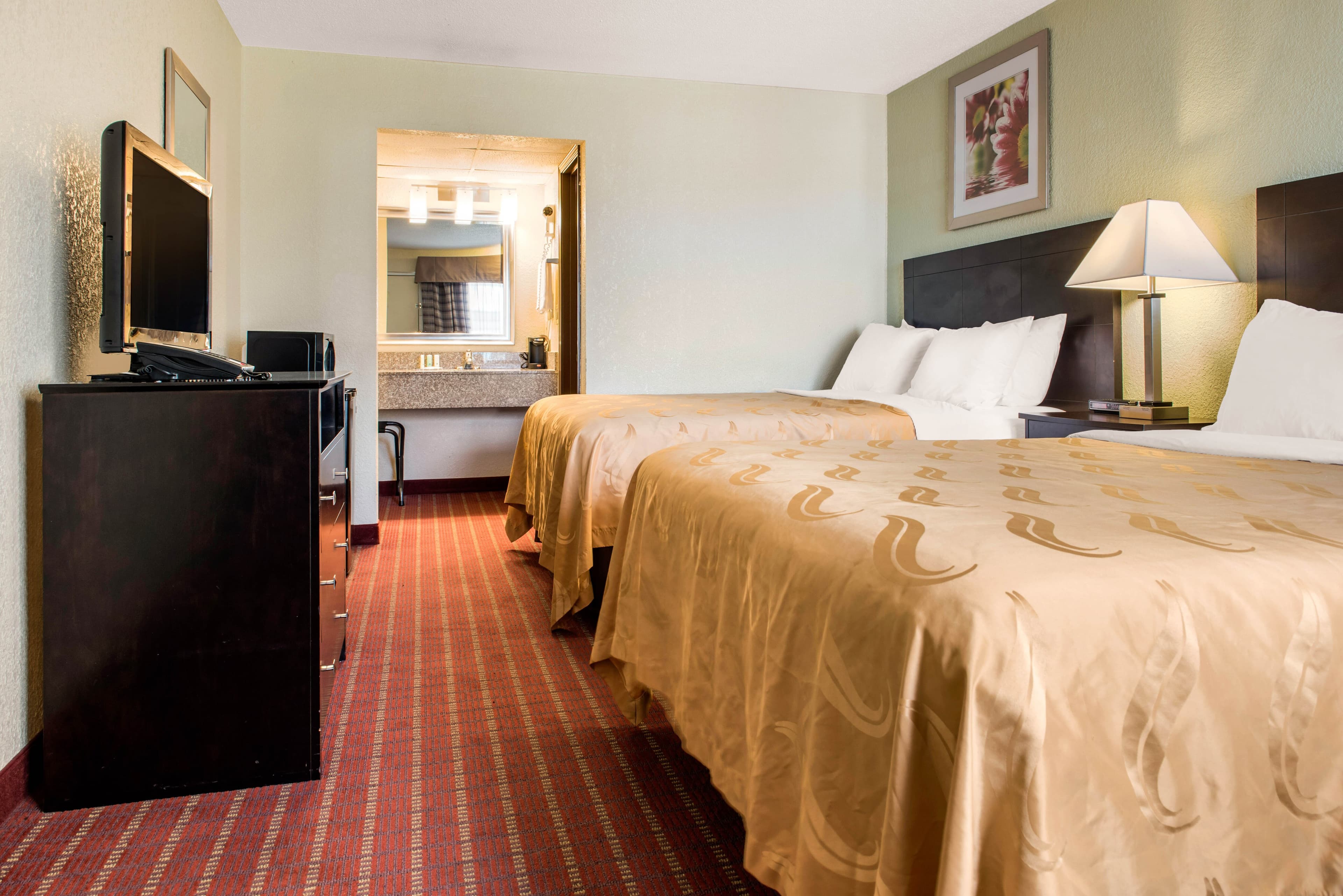 Quality Inn Huntingburg - Jasper — 18