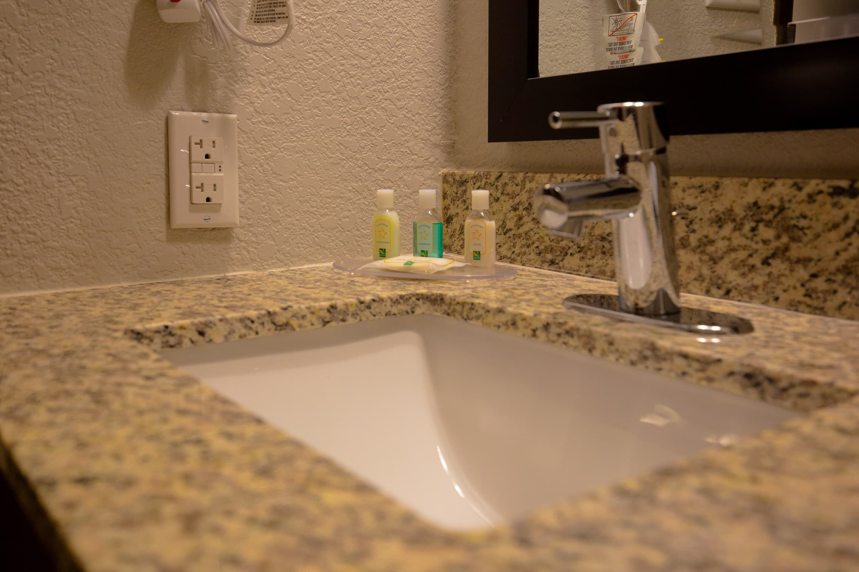 Quality Inn & Suites Hammond Near I-8090 — 7
