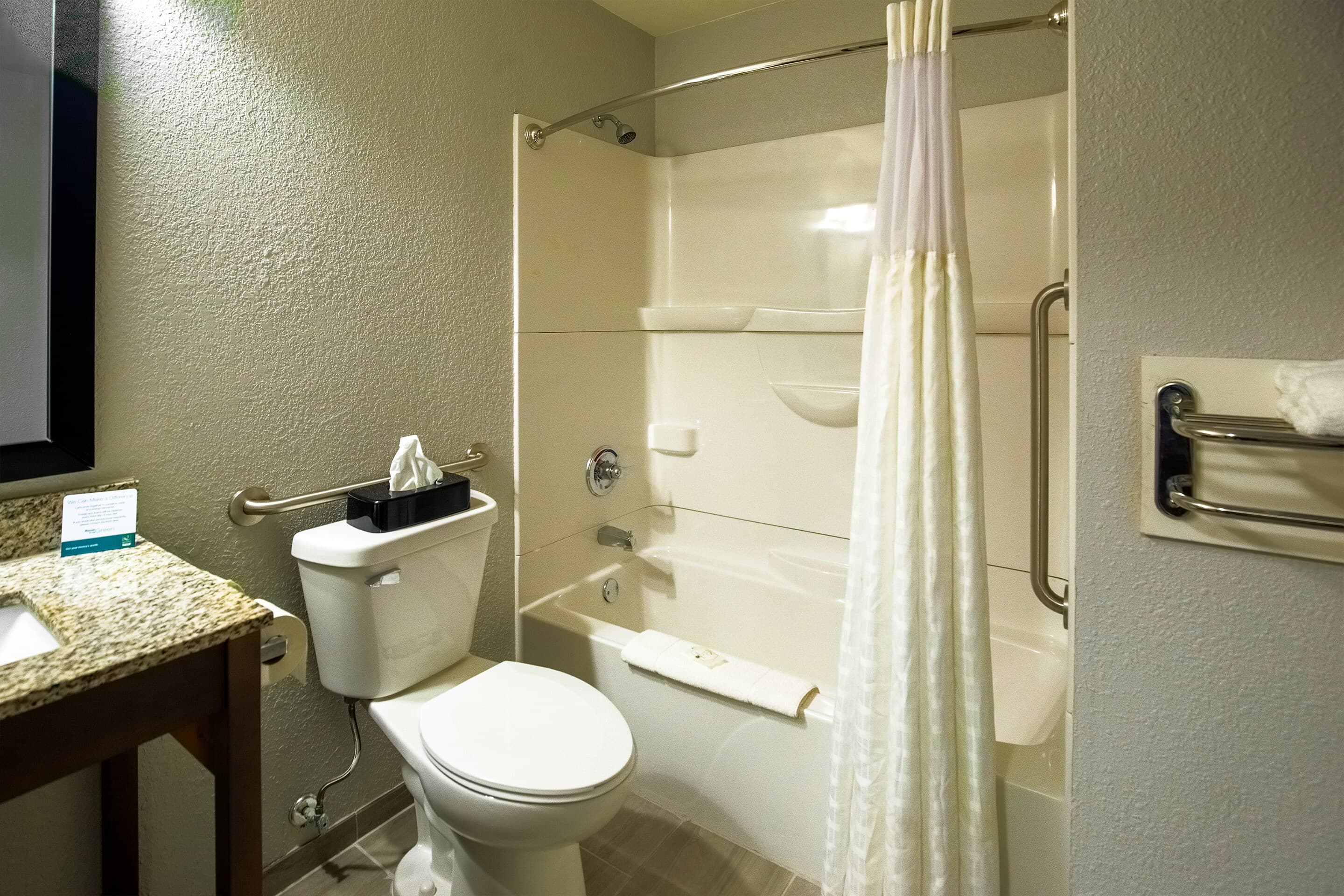 Quality Inn & Suites Hammond Near I-8090 — 22