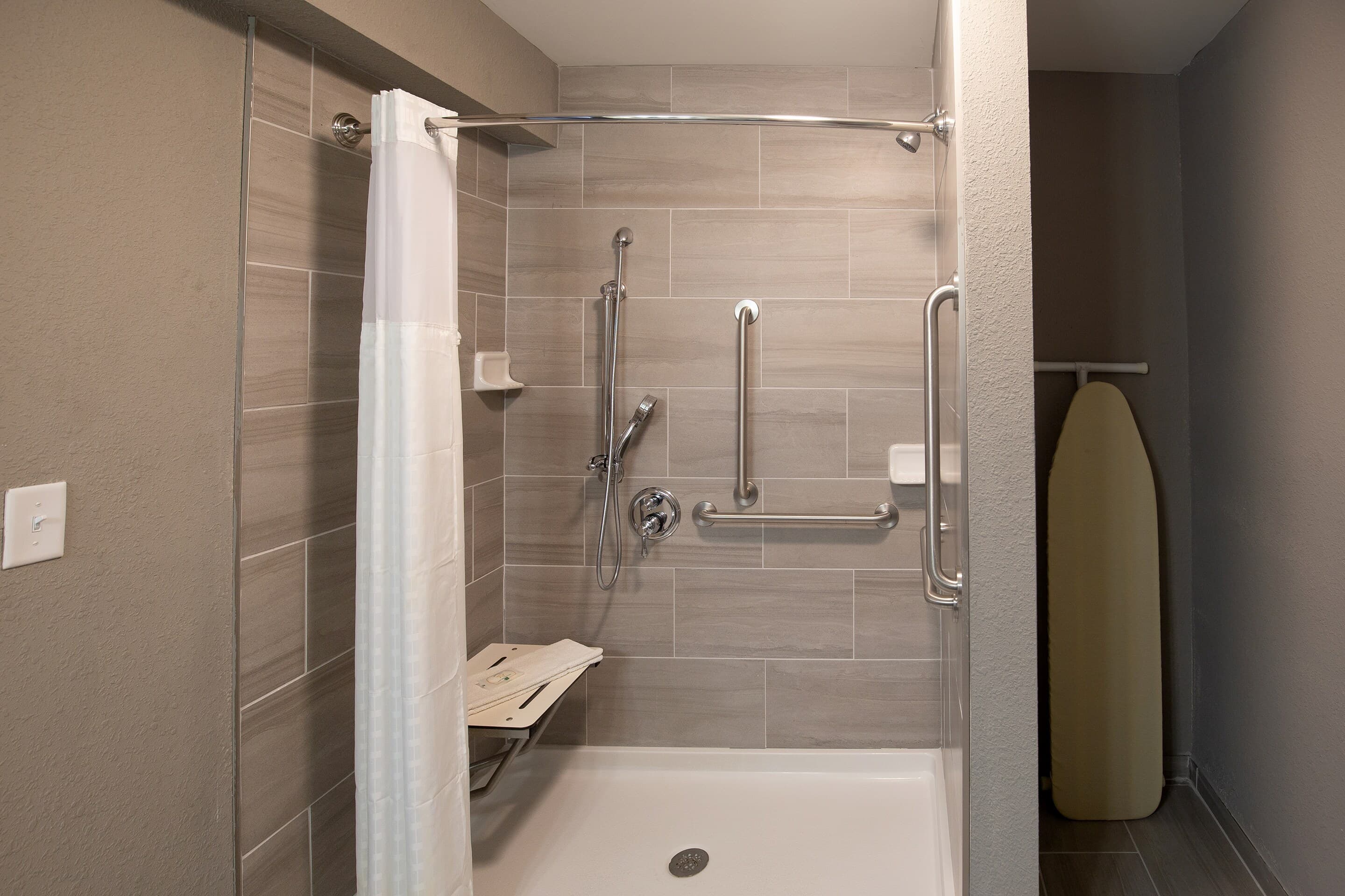 Quality Inn & Suites Hammond Near I-8090 — 35