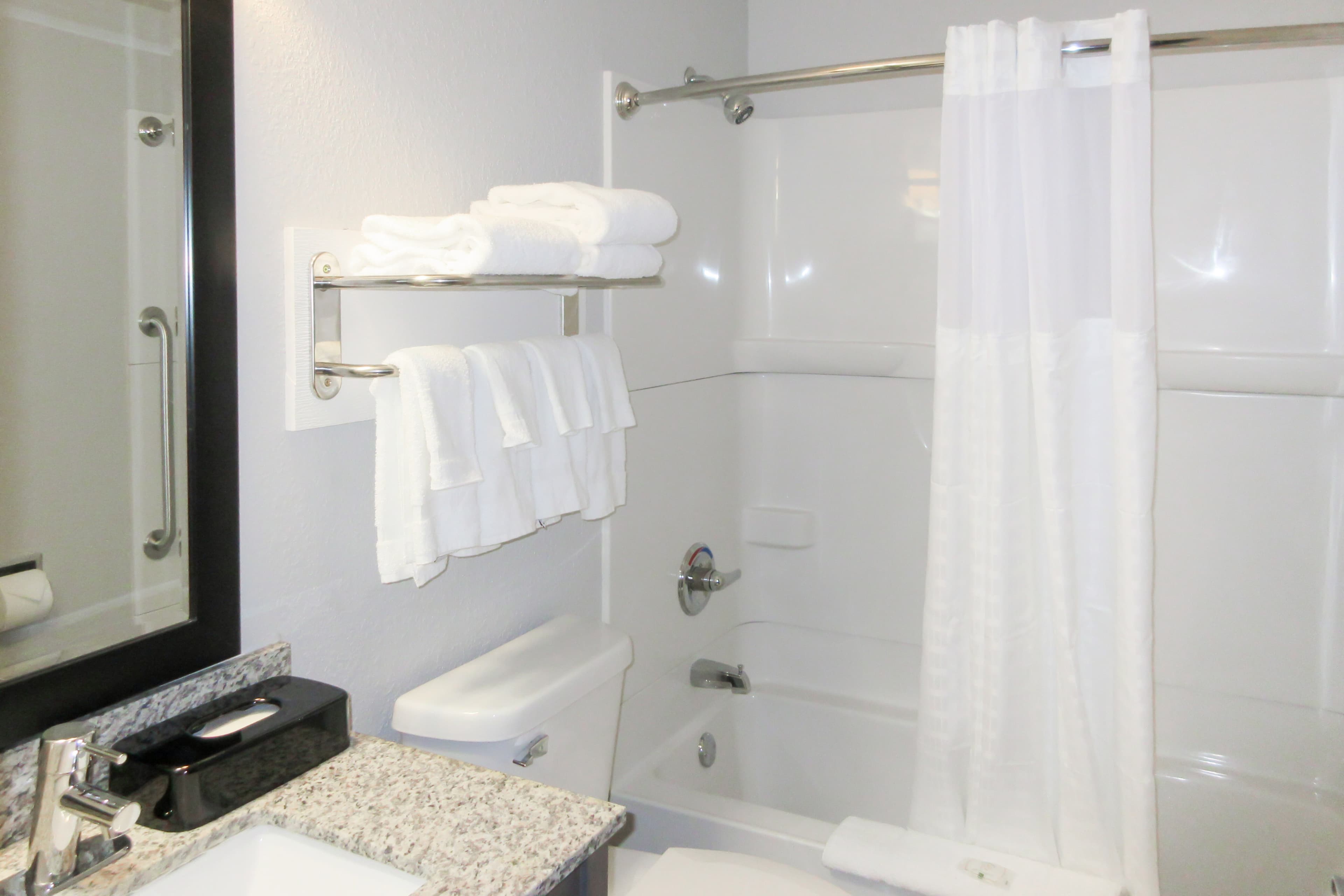 Quality Inn & Suites Hammond Near I-8090 — 41