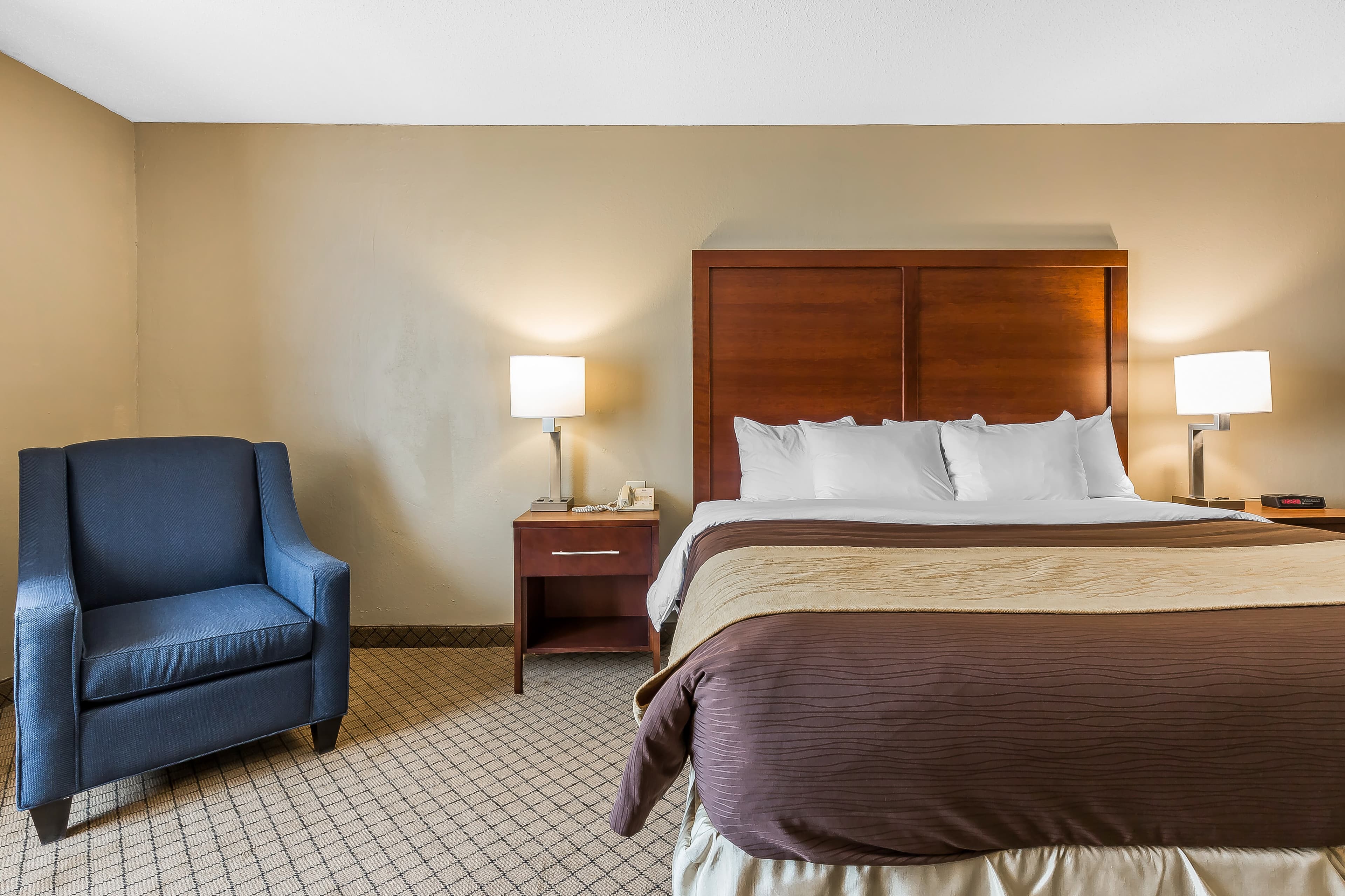 Comfort Inn & Suites Mishawaka-South Bend - Image 4