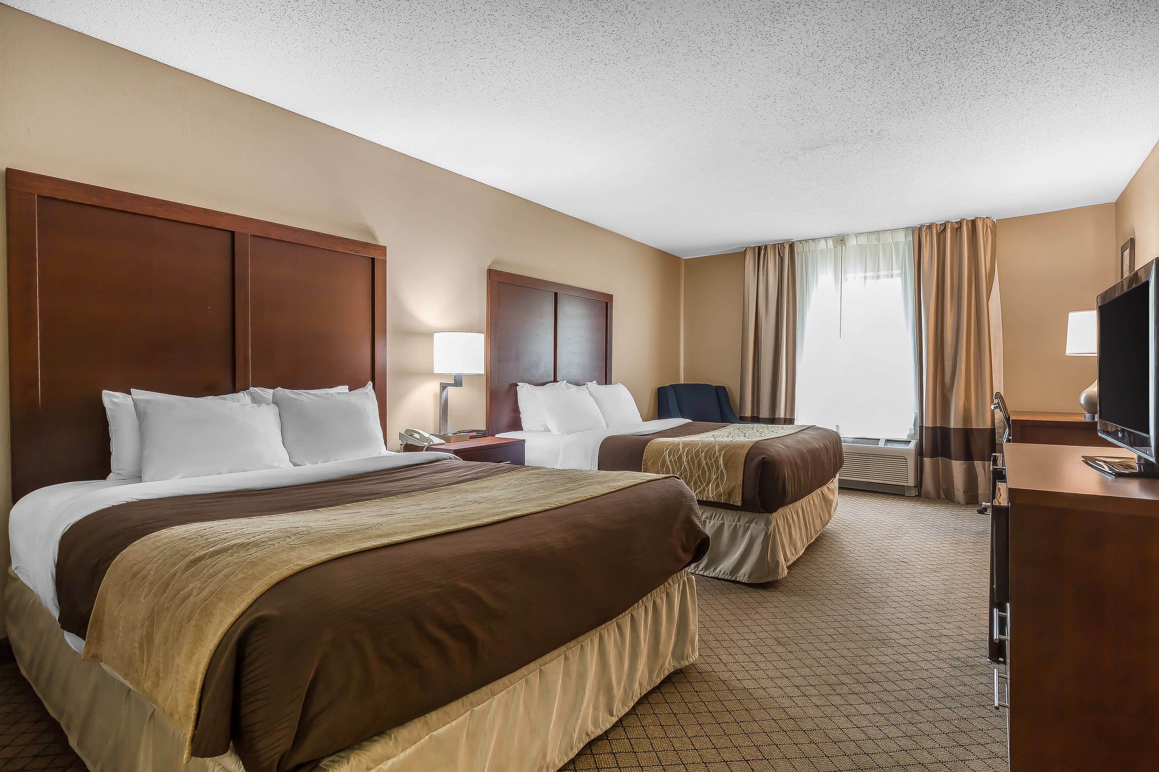 Comfort Inn & Suites Mishawaka-South Bend — 20