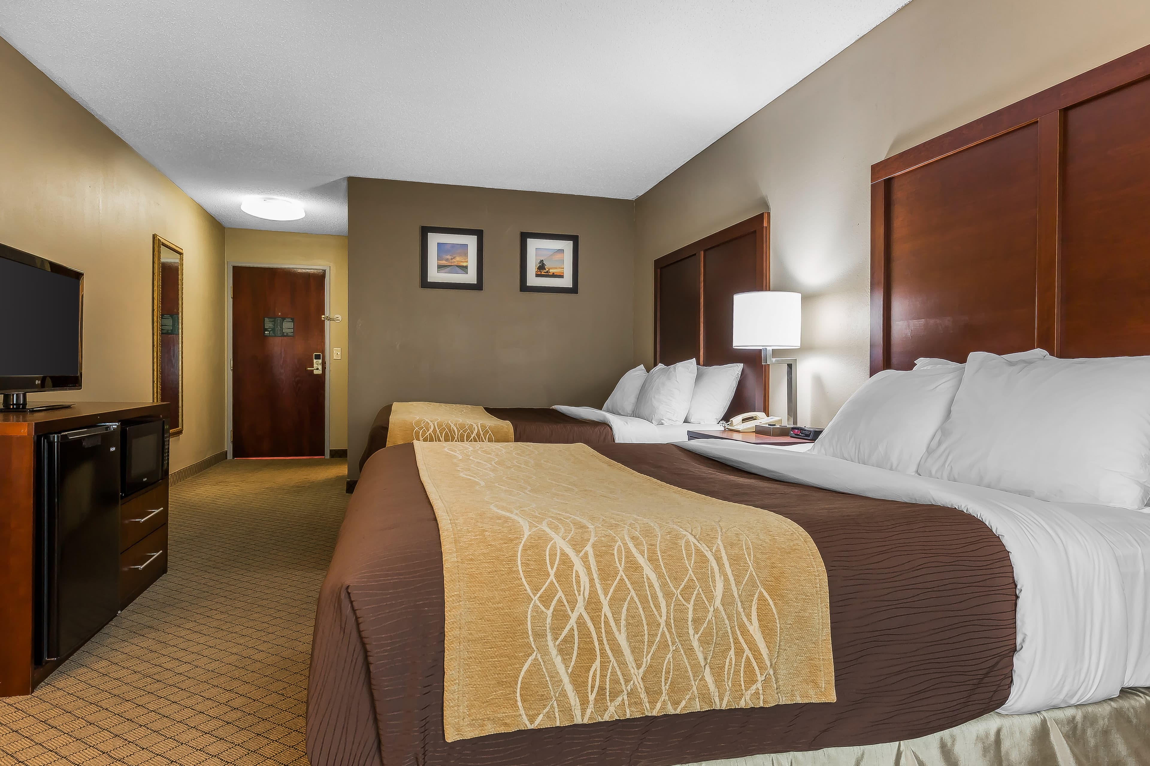 Comfort Inn & Suites Mishawaka-South Bend — 23