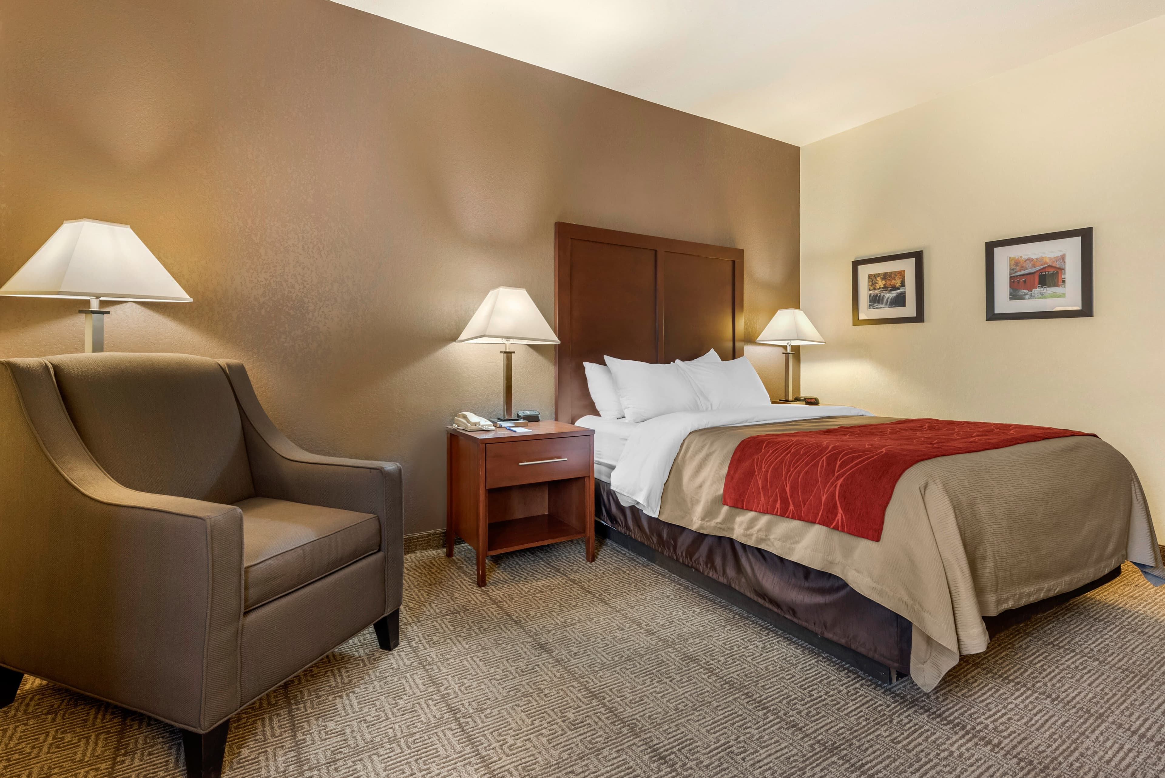 Comfort Inn Warren I-69 - Image 5