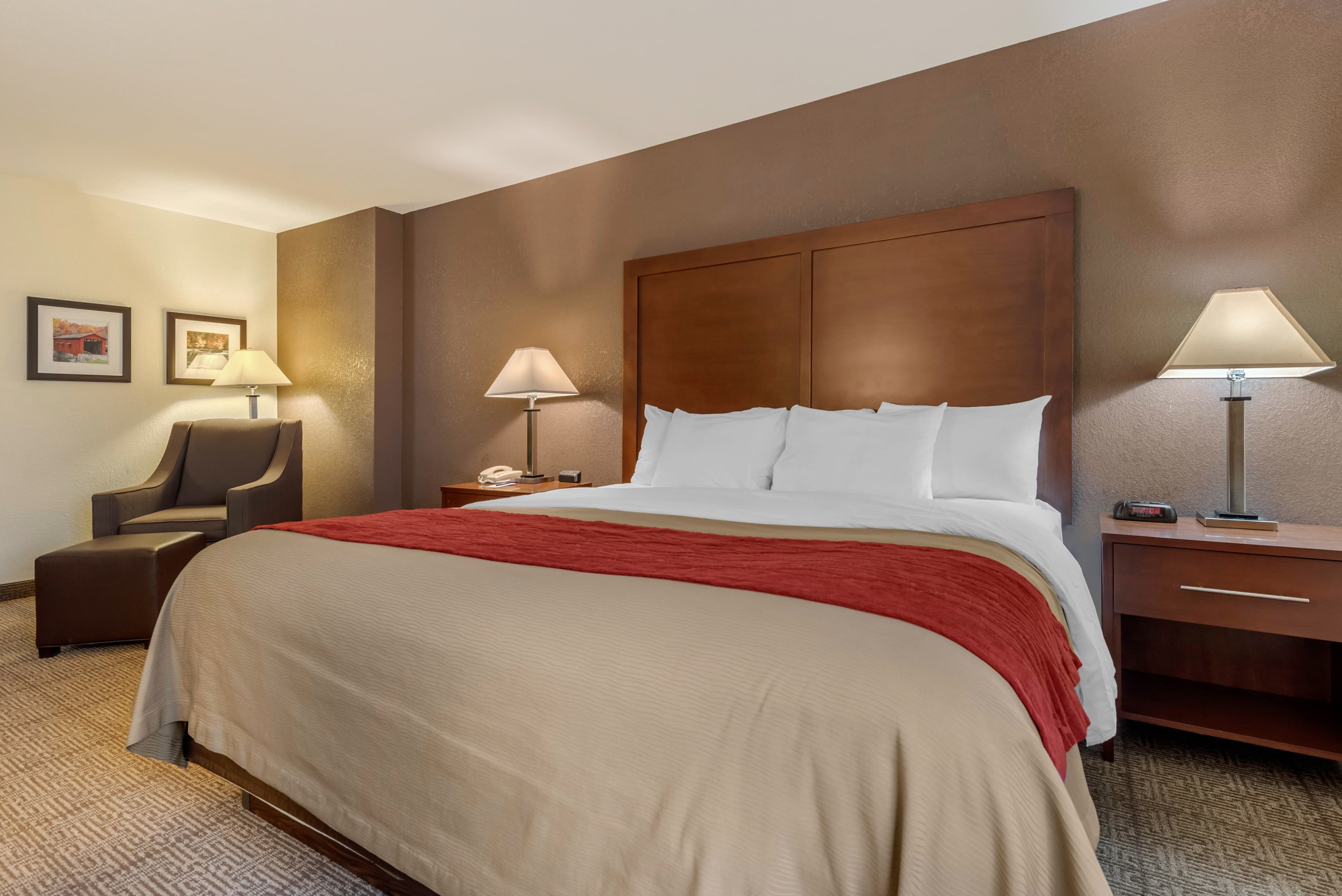 Comfort Inn Warren I-69 — 7