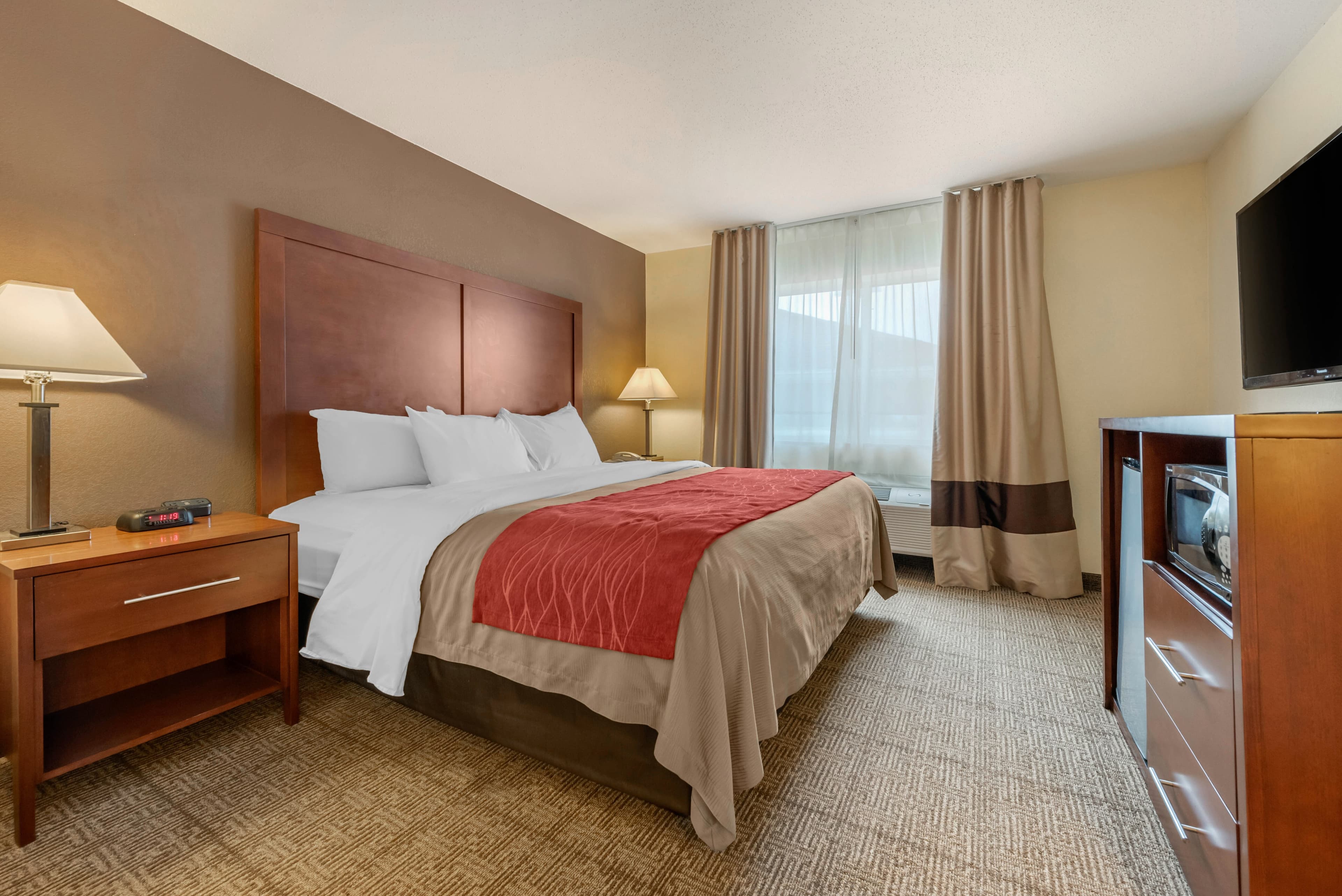 Comfort Inn Warren I-69 — 14