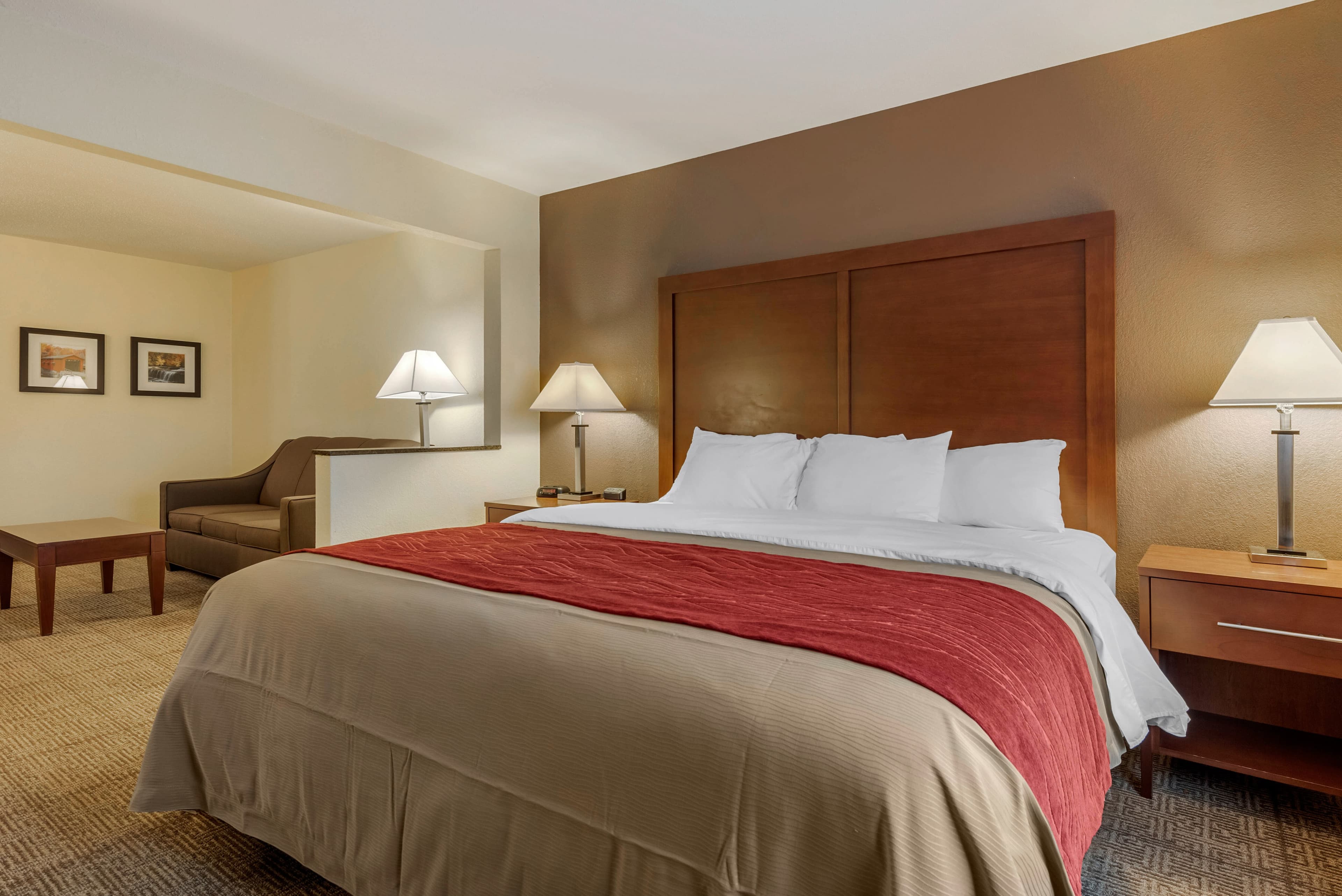 Comfort Inn Warren I-69 — 23