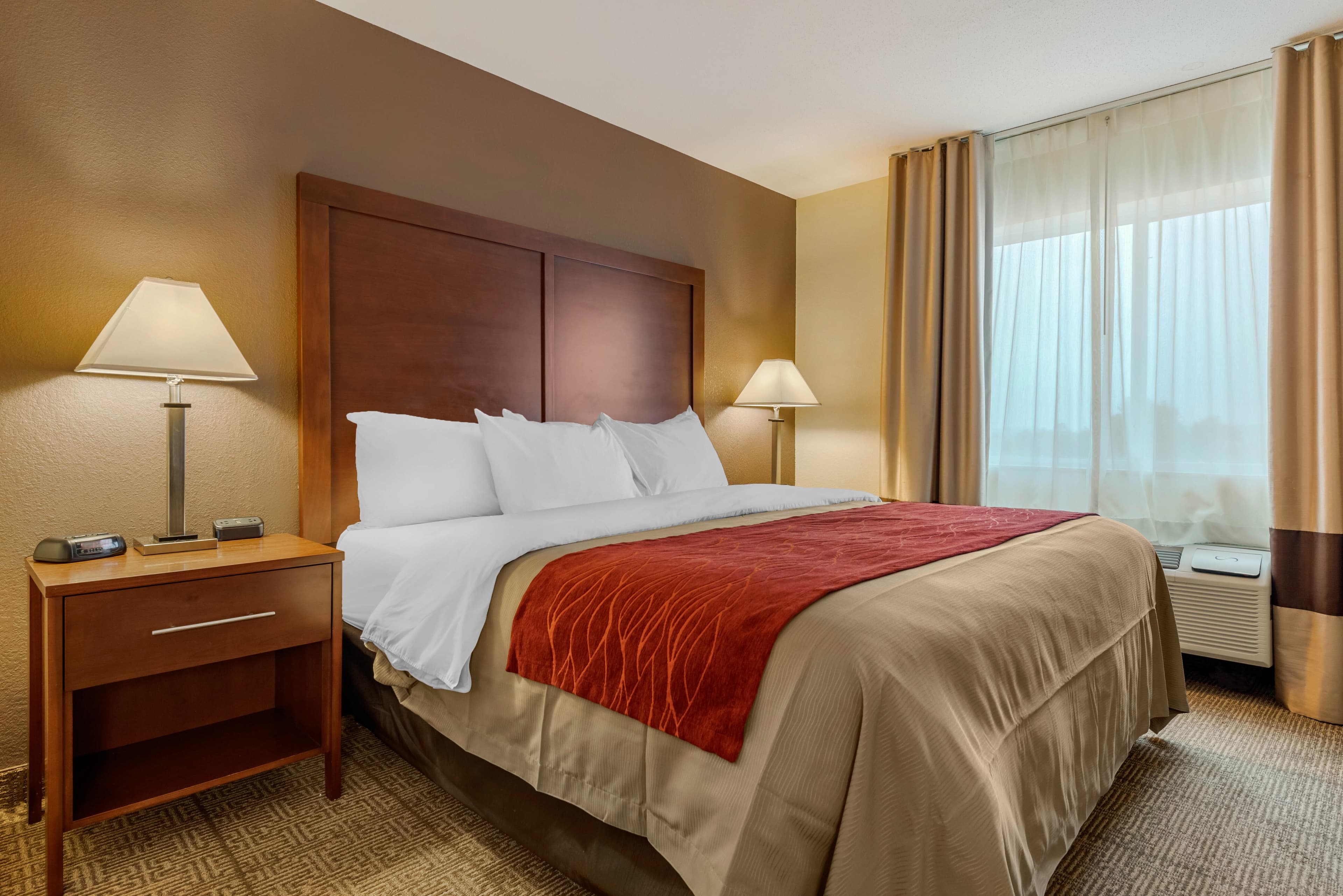 Comfort Inn Warren I-69 — 25