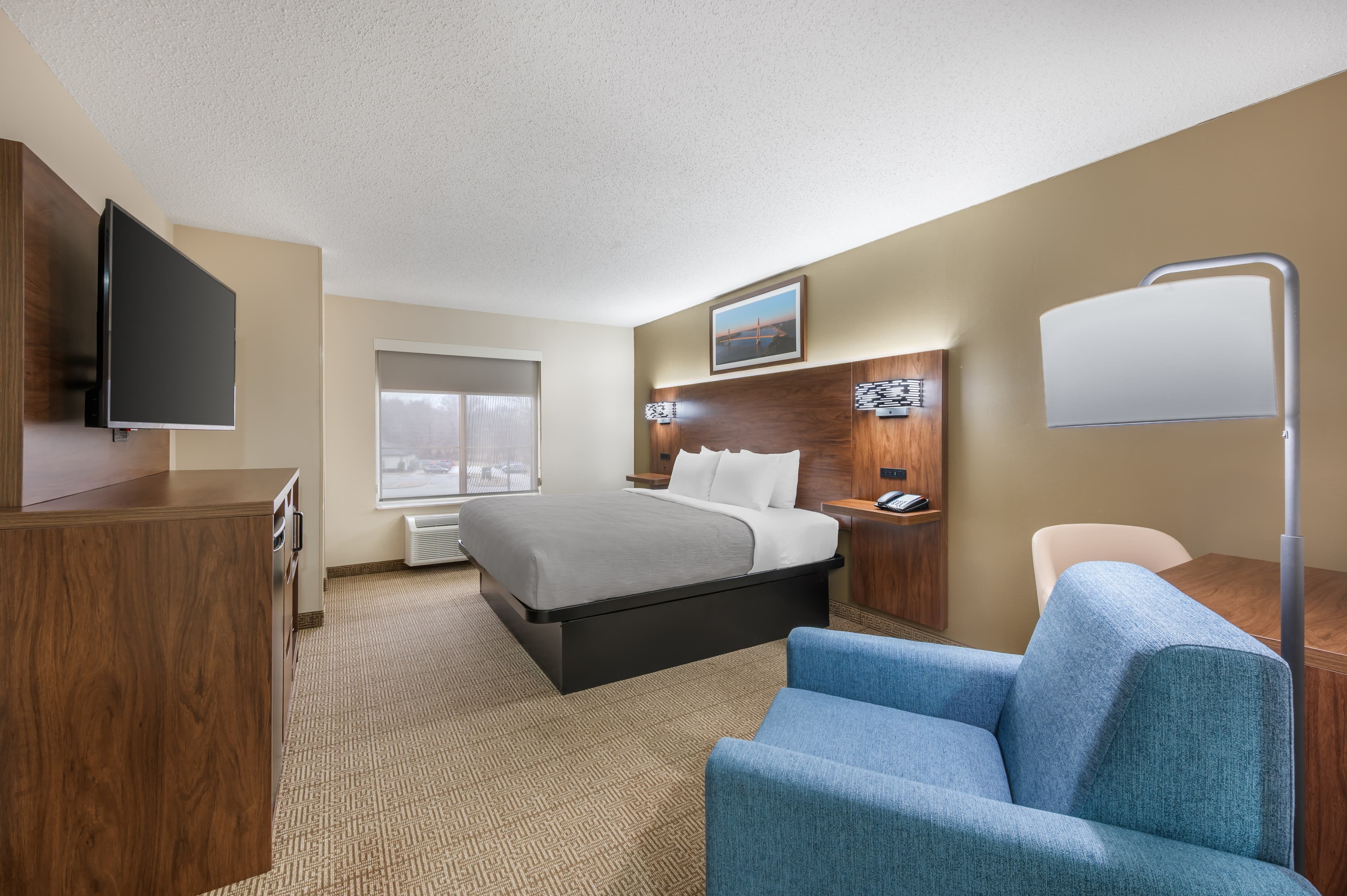 Quality Inn & Suites Rockport - Owensboro North - Image 2