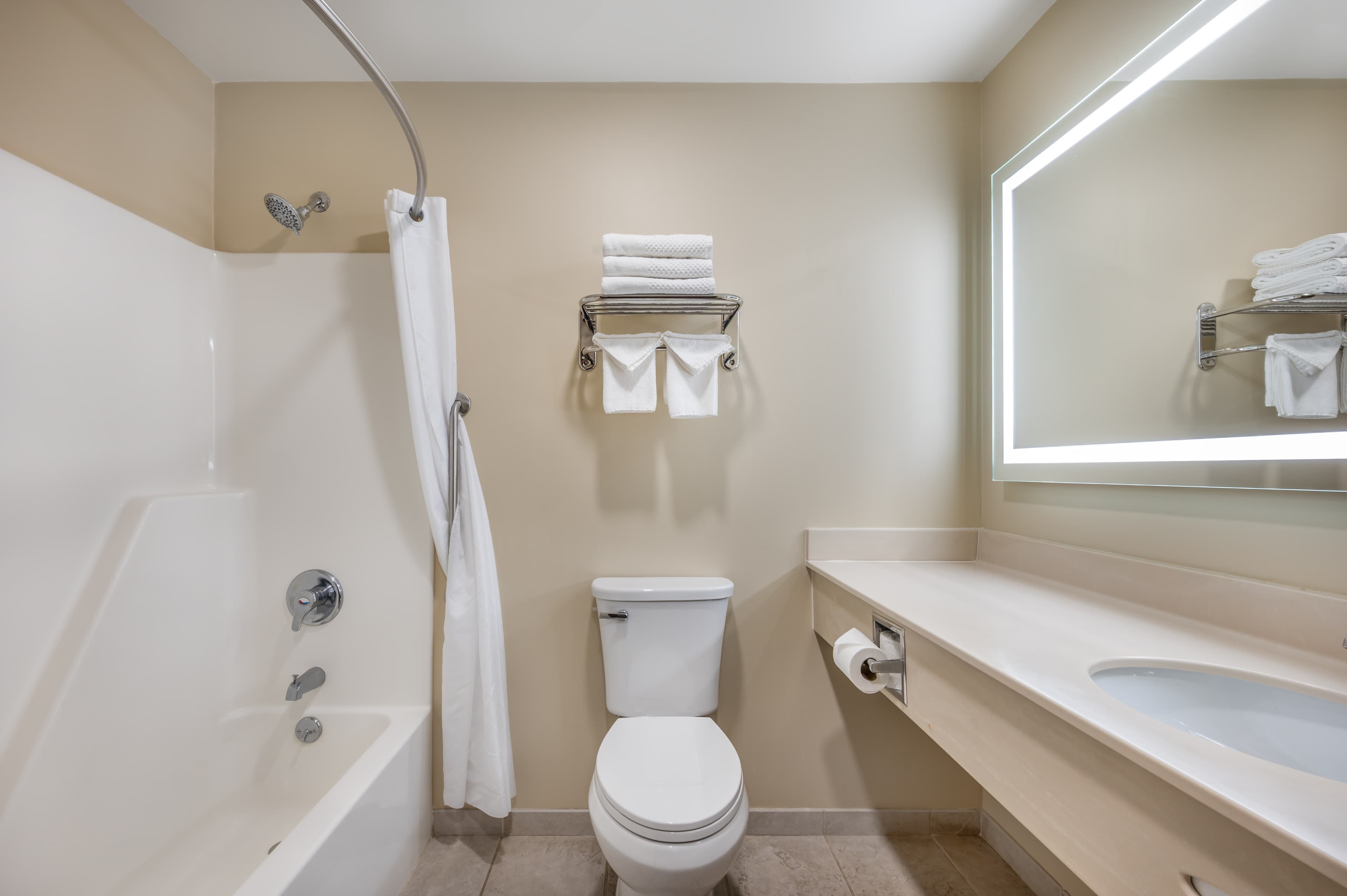 Quality Inn & Suites Rockport - Owensboro North — 26