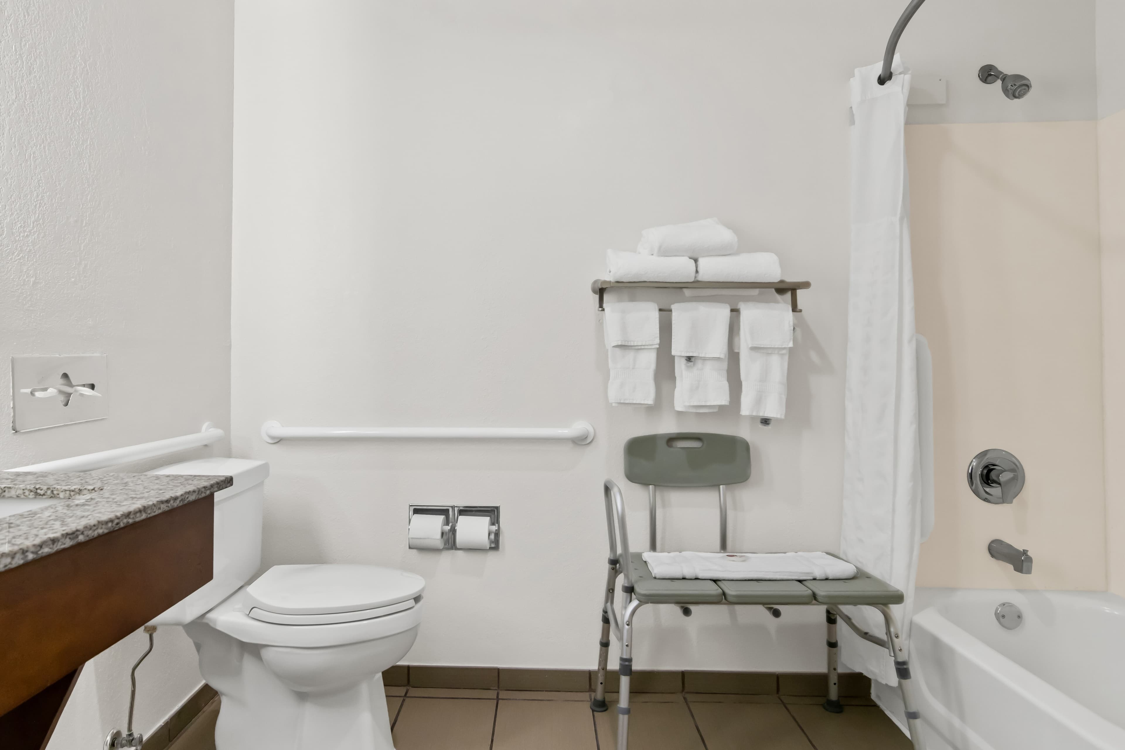Comfort Inn Schereville — 7