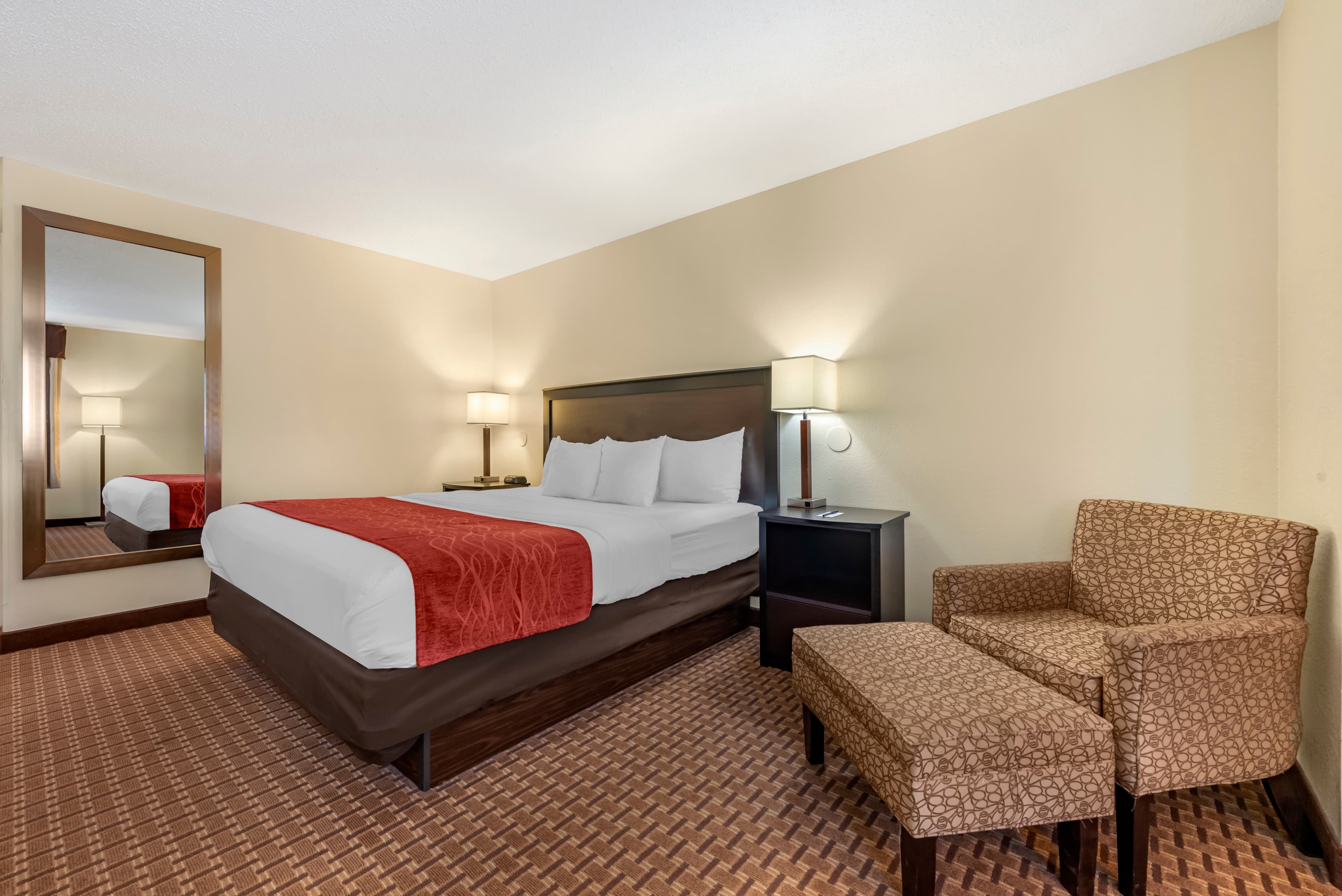 Comfort Inn & Suites Warsaw near US-30 — 10