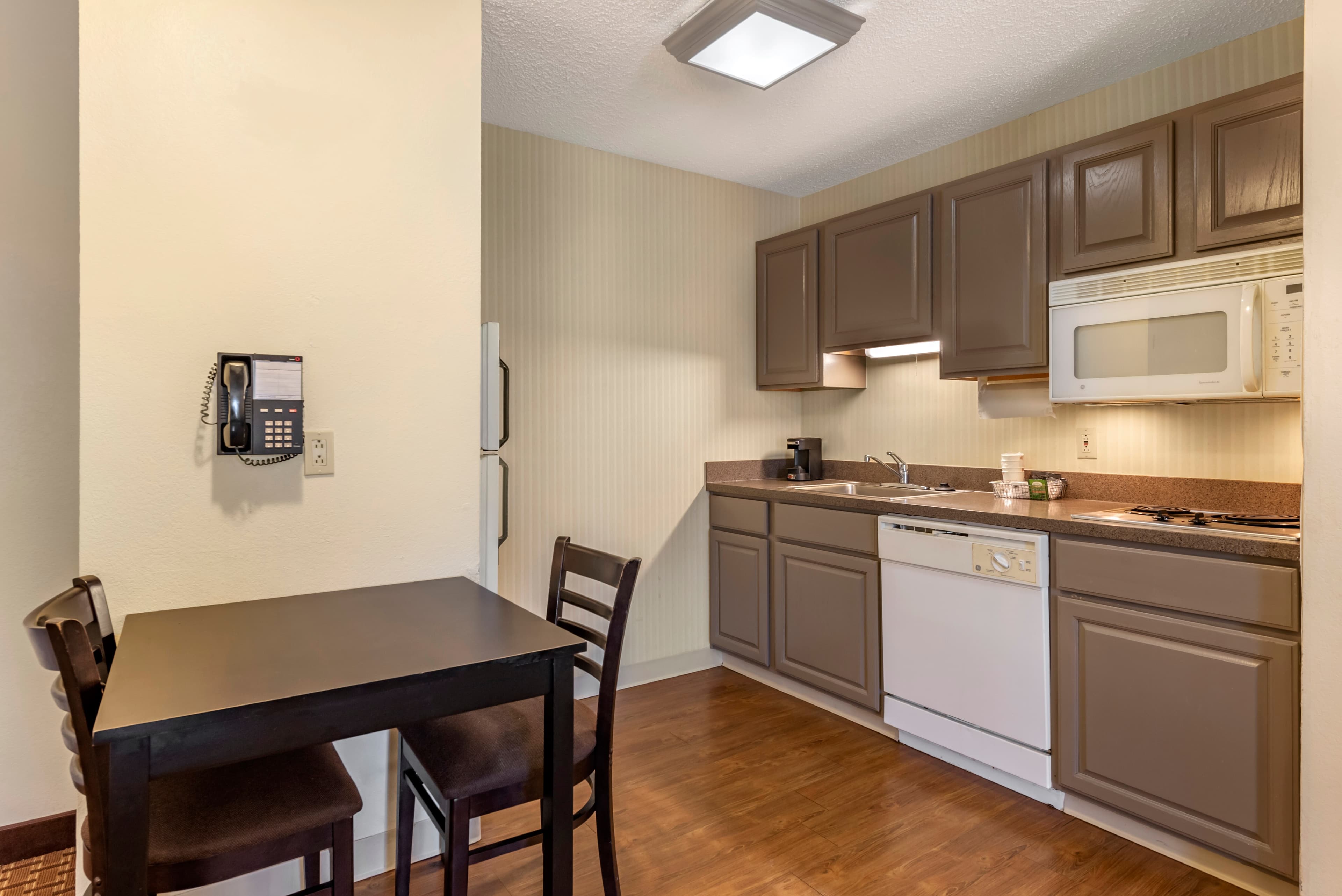 Comfort Inn & Suites Warsaw near US-30 — 20