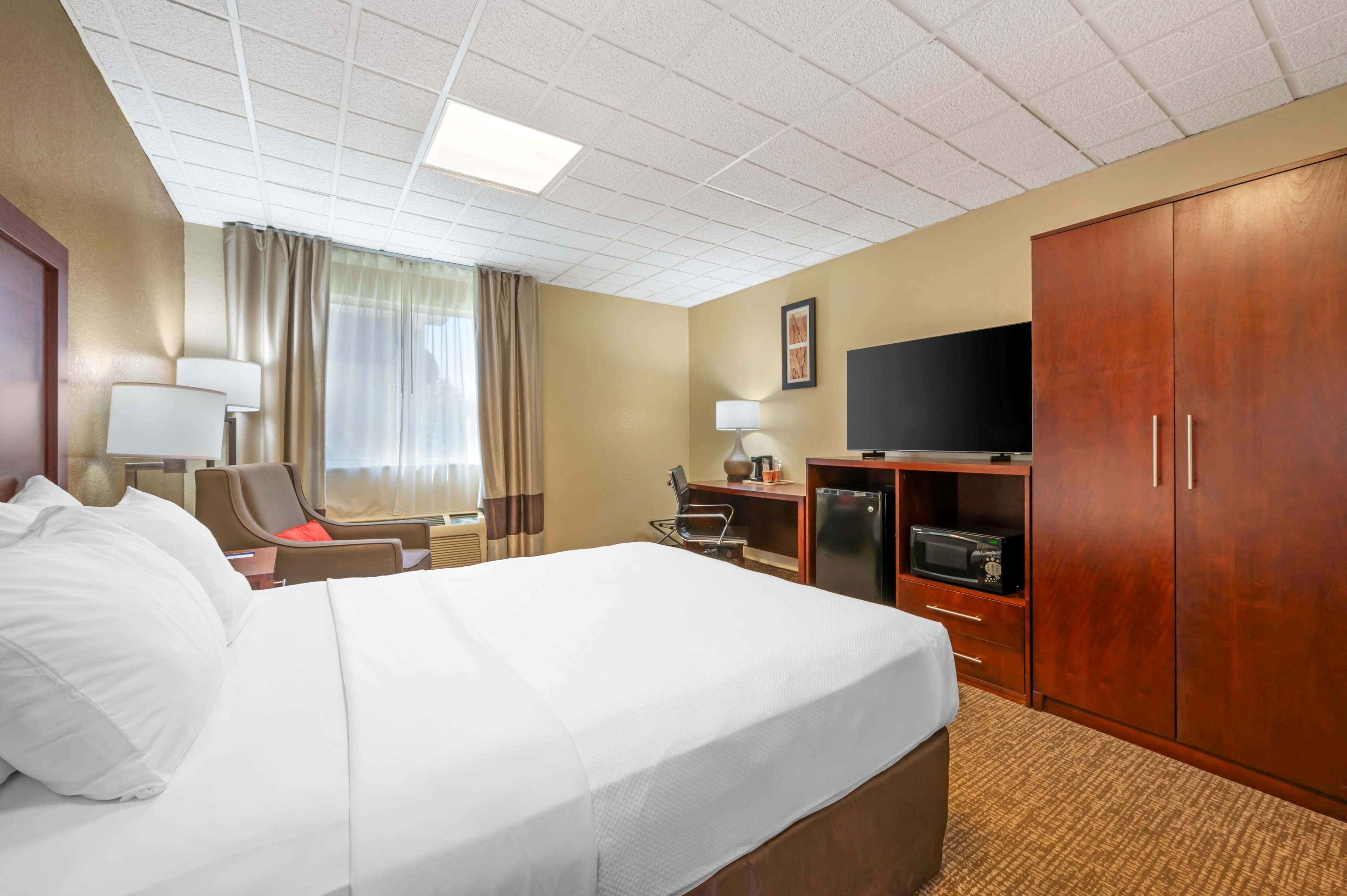 Comfort Inn Fremont — 11