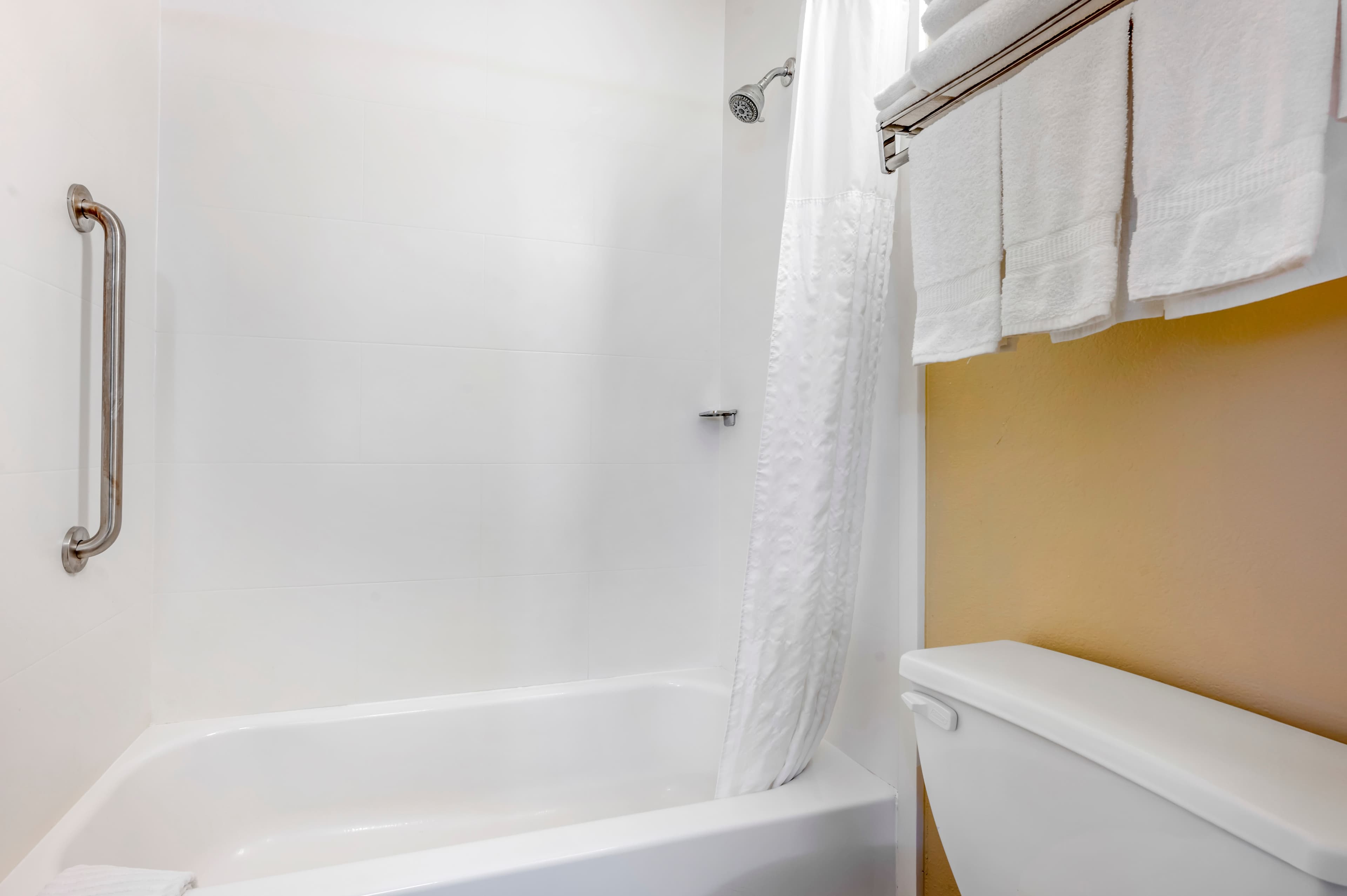 Comfort Inn Fremont — 20