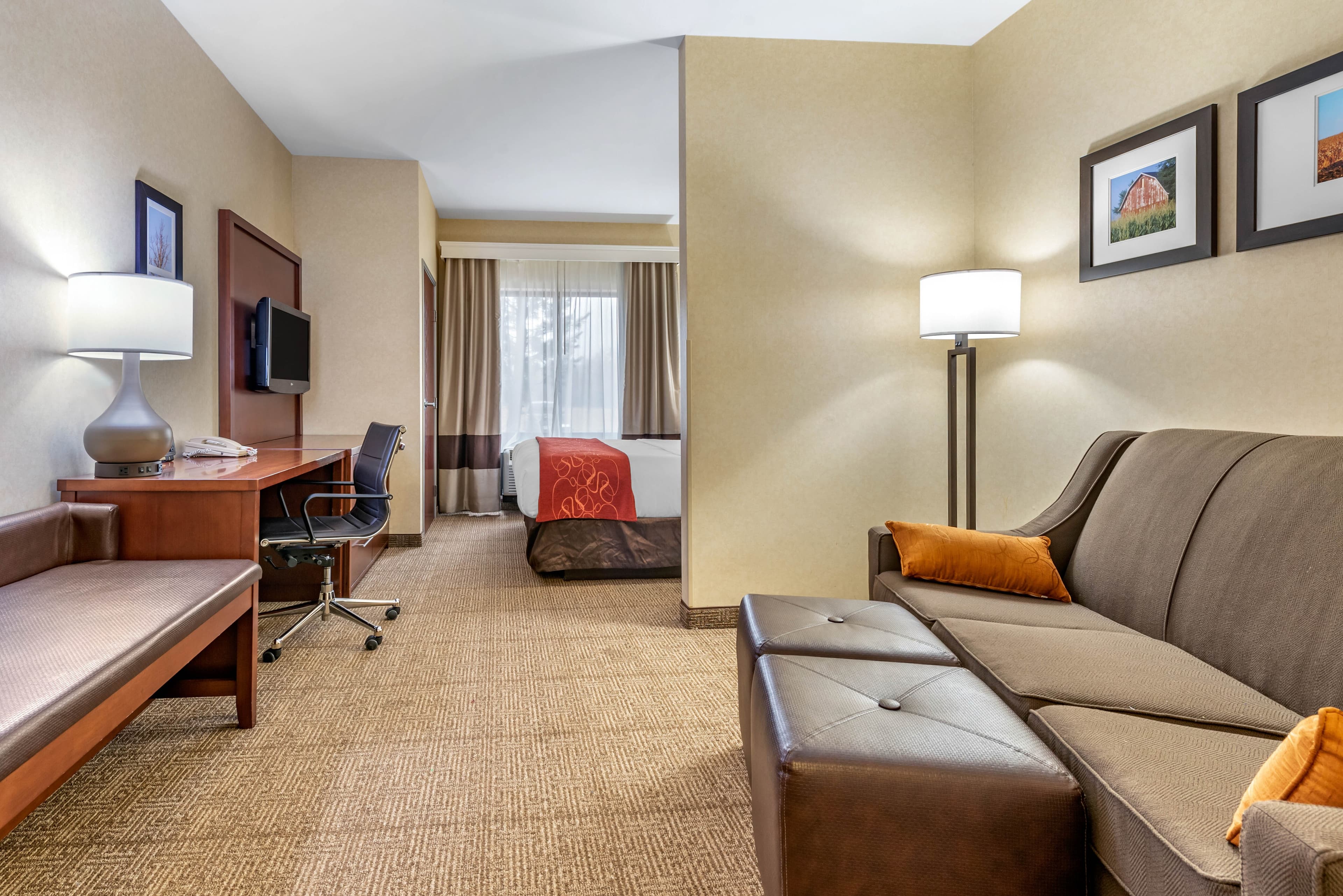 Comfort Suites Elkhart South - Image 4