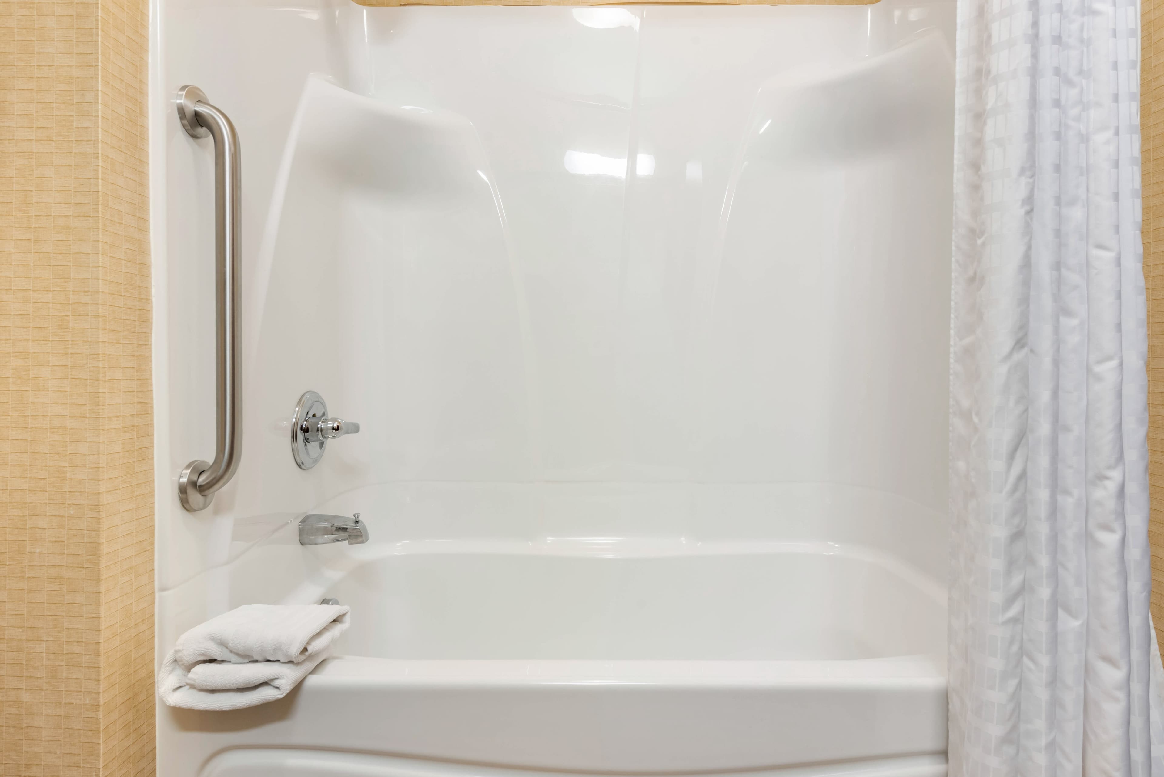 Comfort Suites Elkhart South — 14