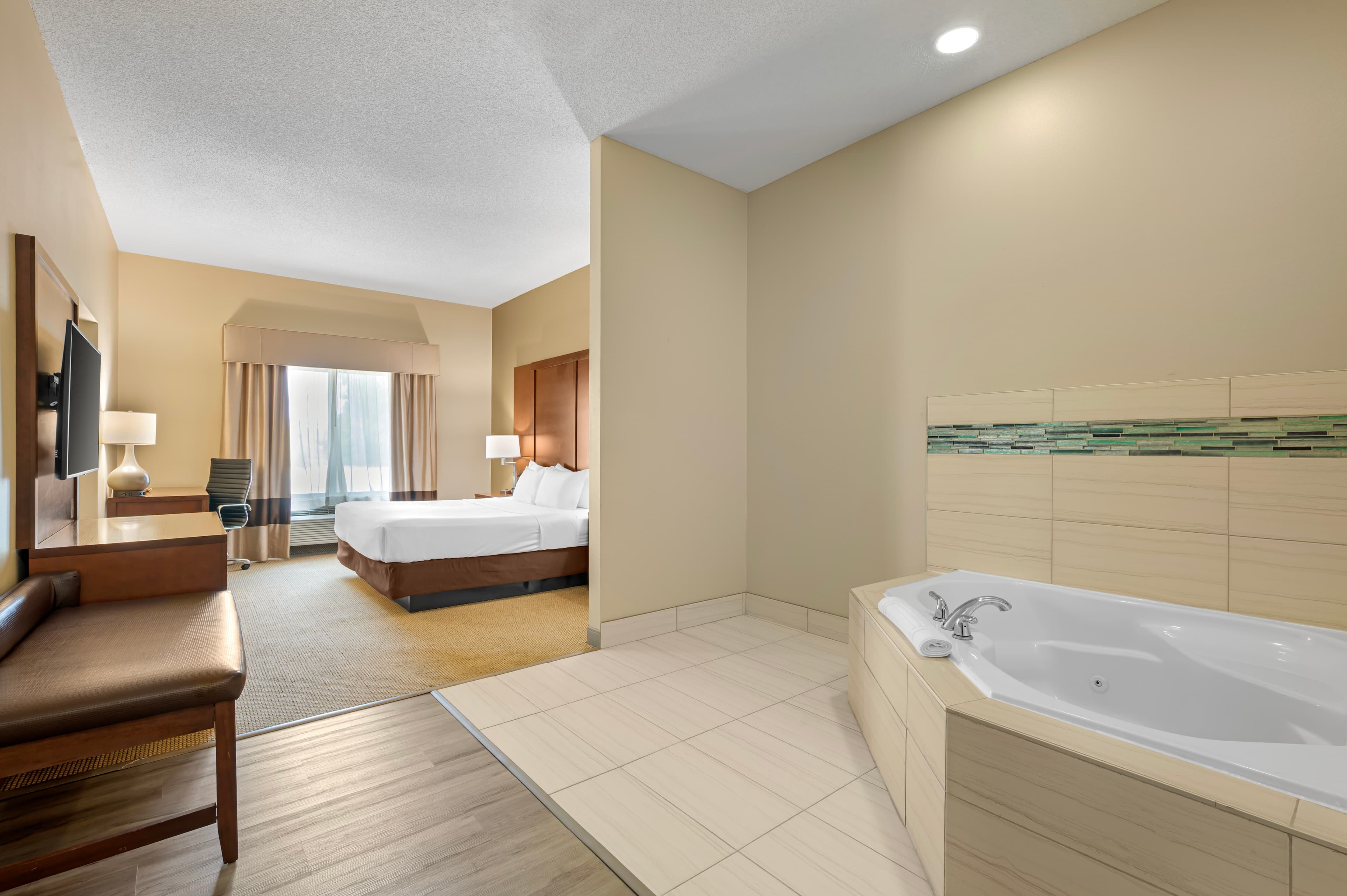 Comfort Suites South Bend Near Casino — 24