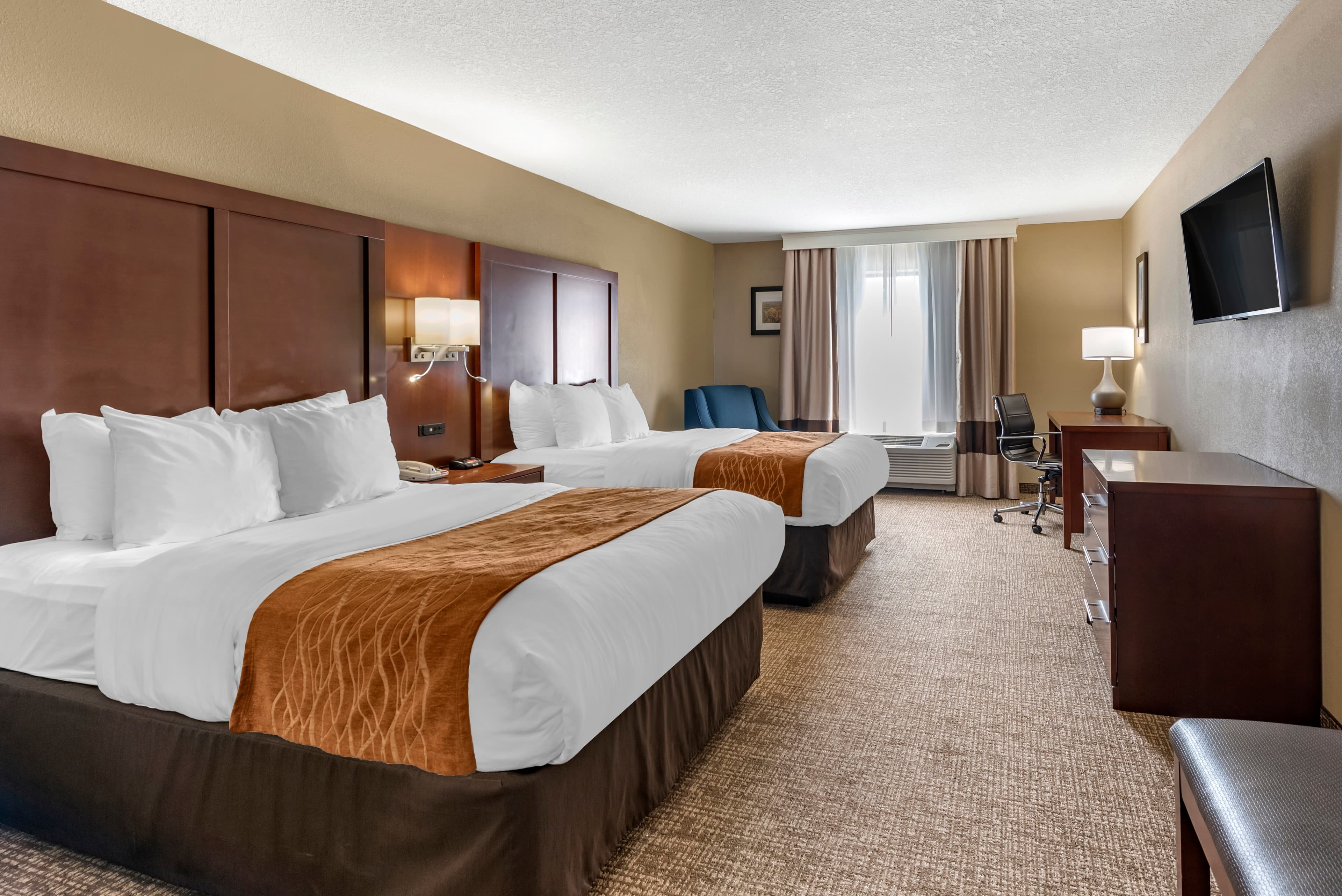 Comfort Inn & Suites Muncie Near University — 12