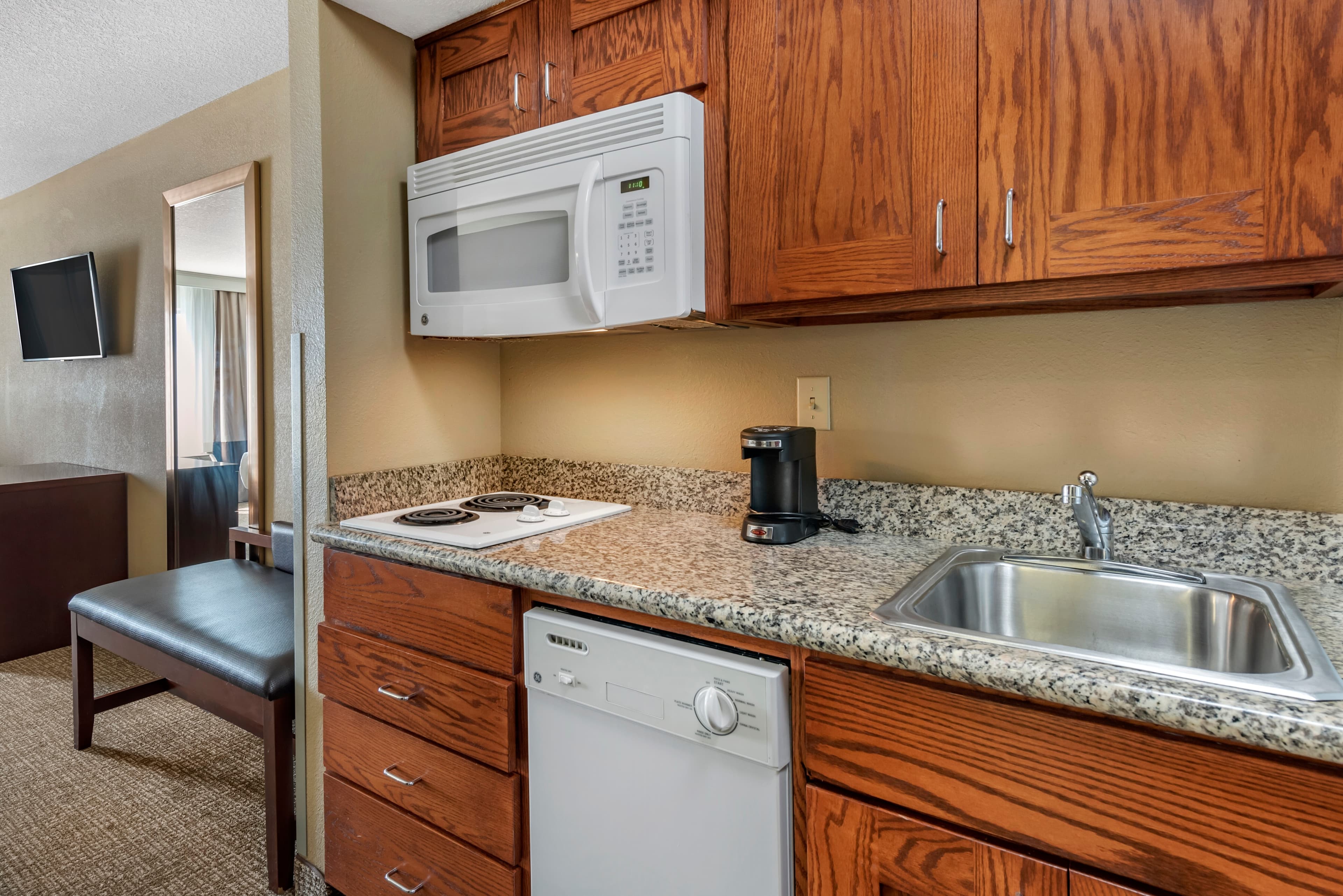 Comfort Inn & Suites Muncie Near University — 16