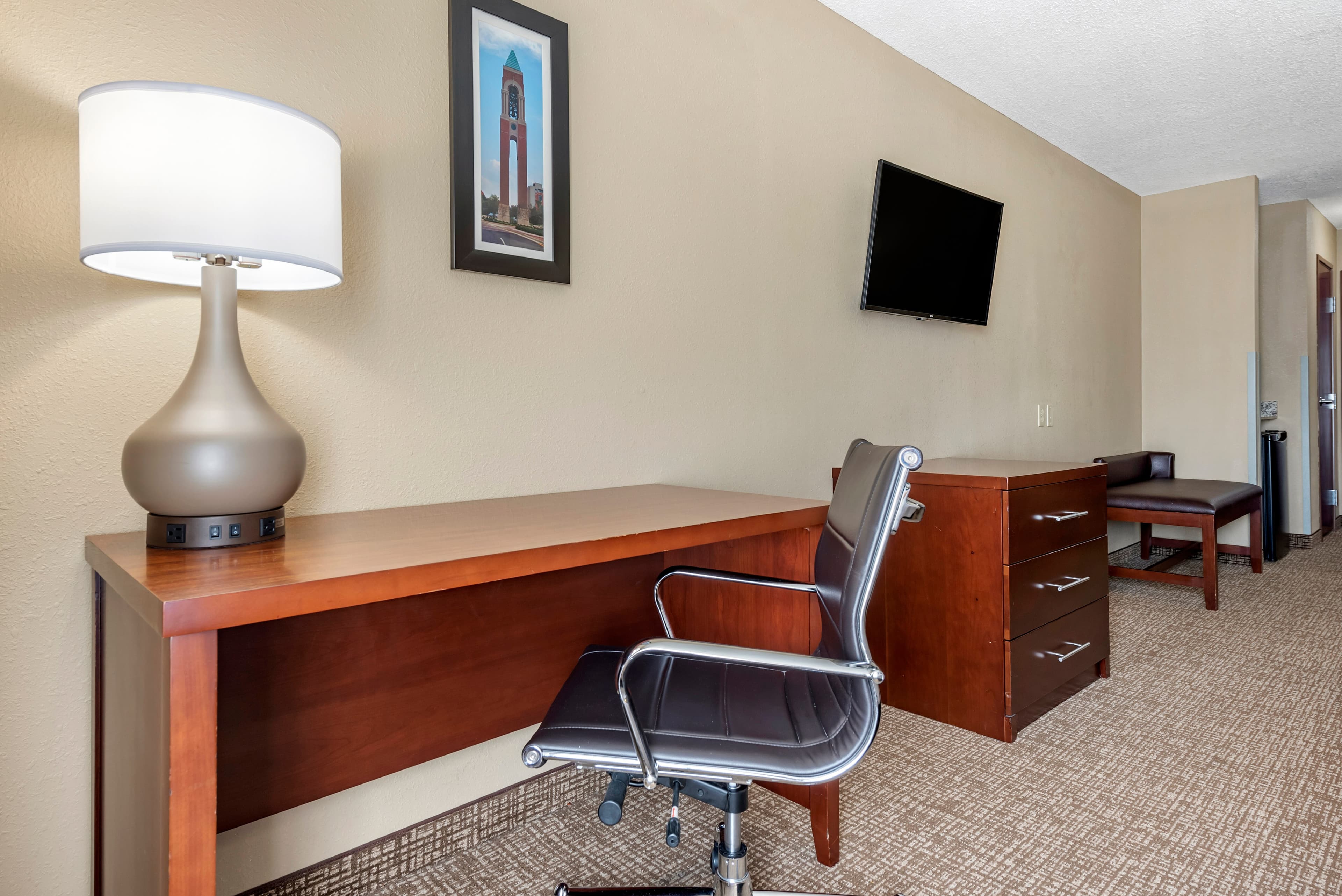 Comfort Inn & Suites Muncie Near University — 21