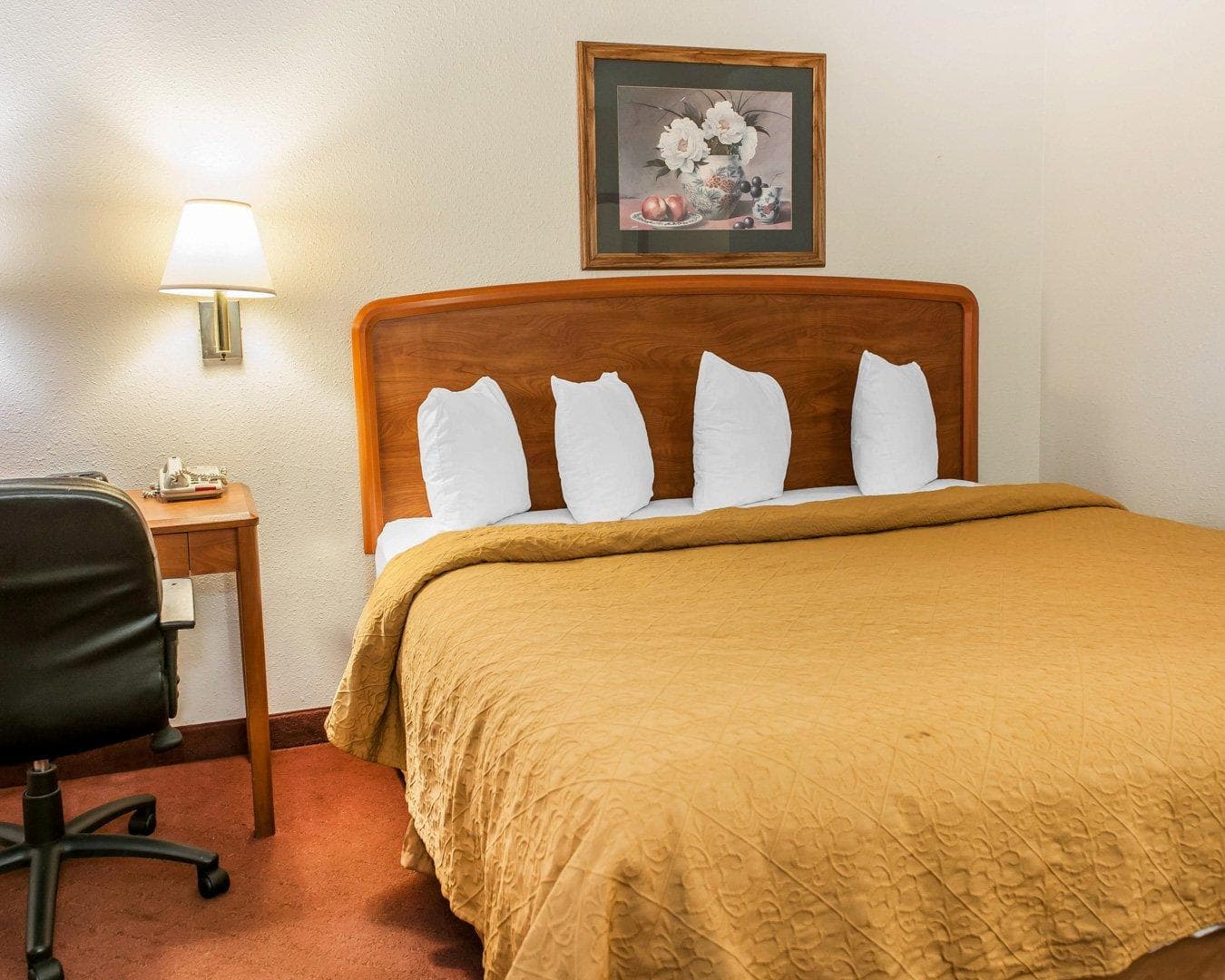 Quality Inn South - Image 2