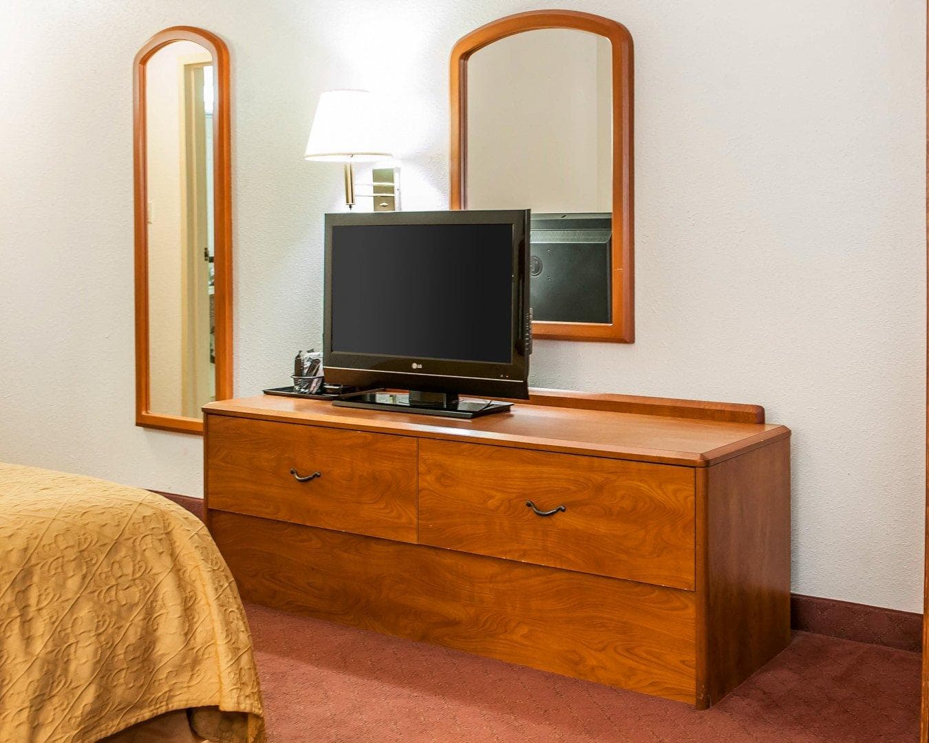 Quality Inn South - Image 3