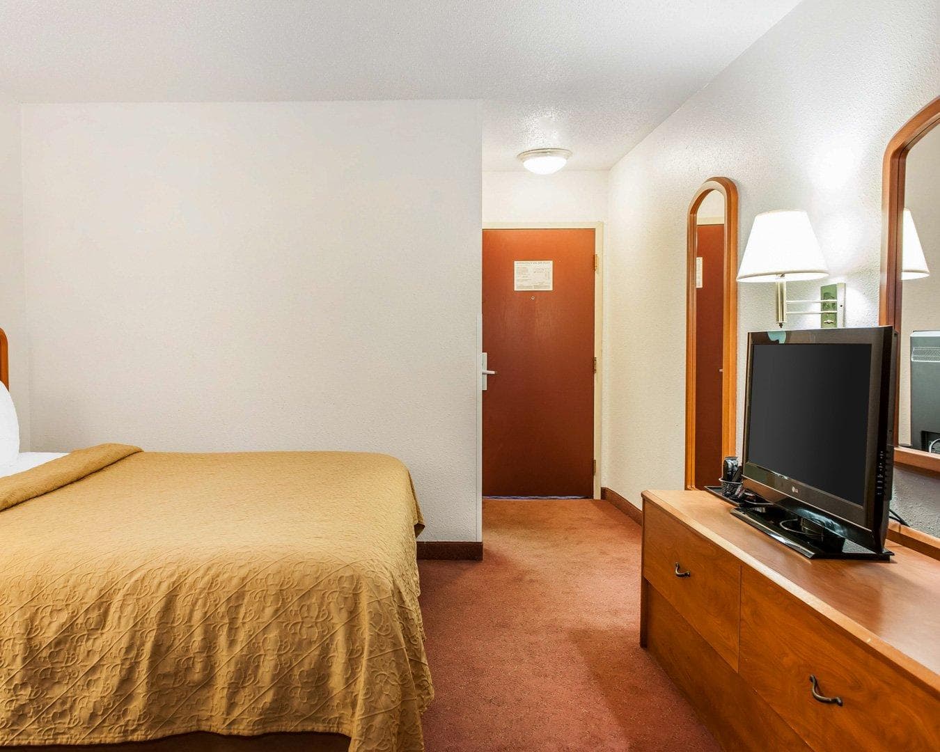 Quality Inn South - Image 5
