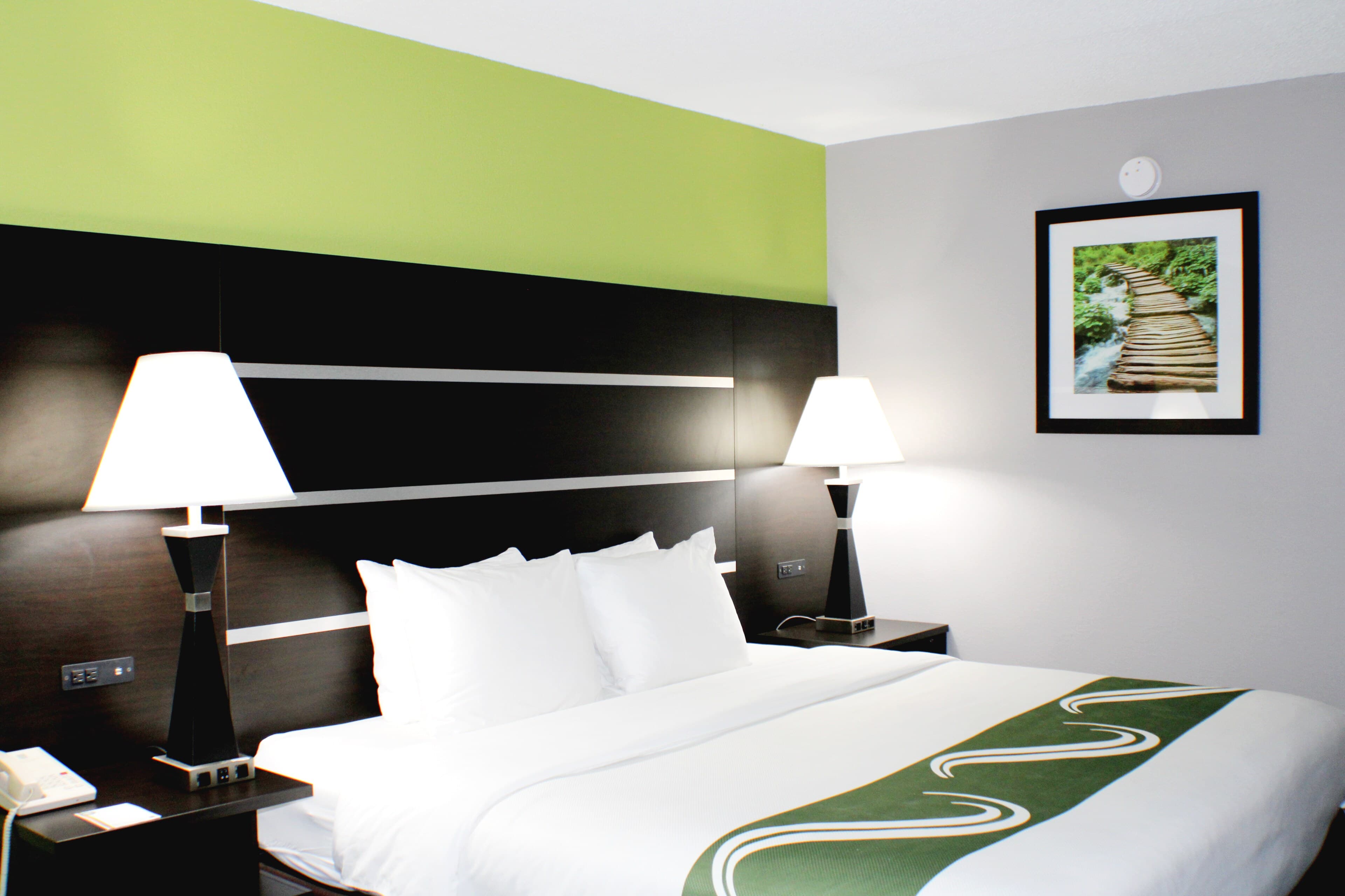 Quality Inn & Suites Bedford West — 9