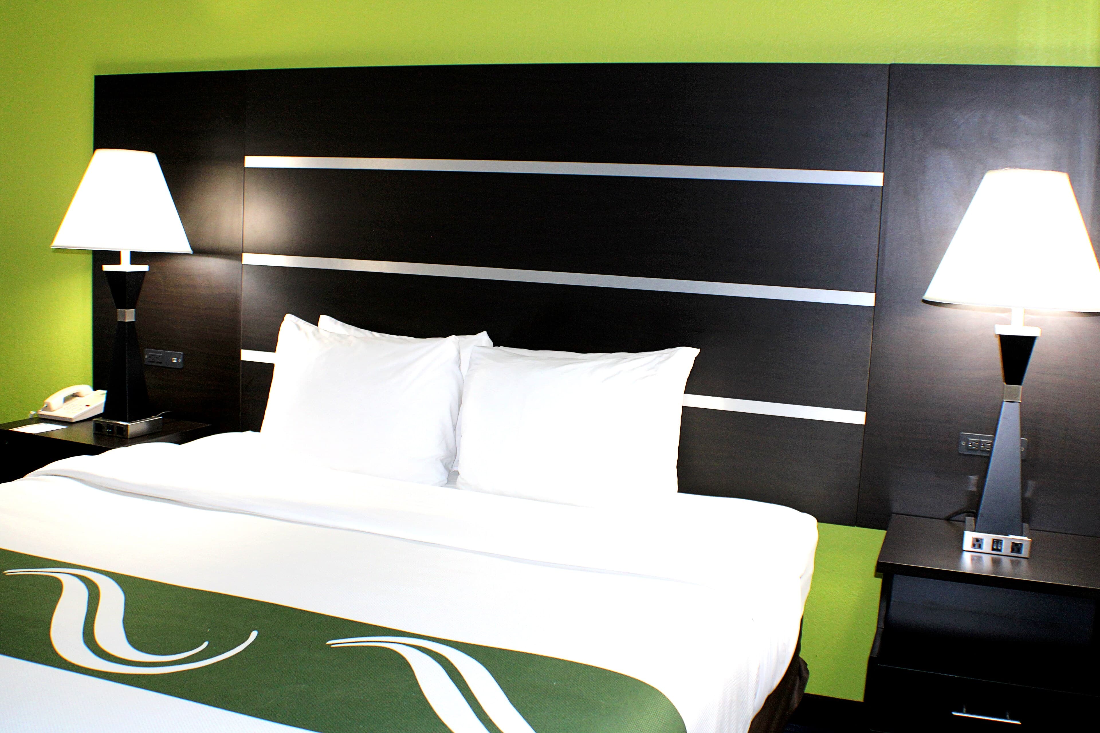 Quality Inn & Suites Bedford West — 10