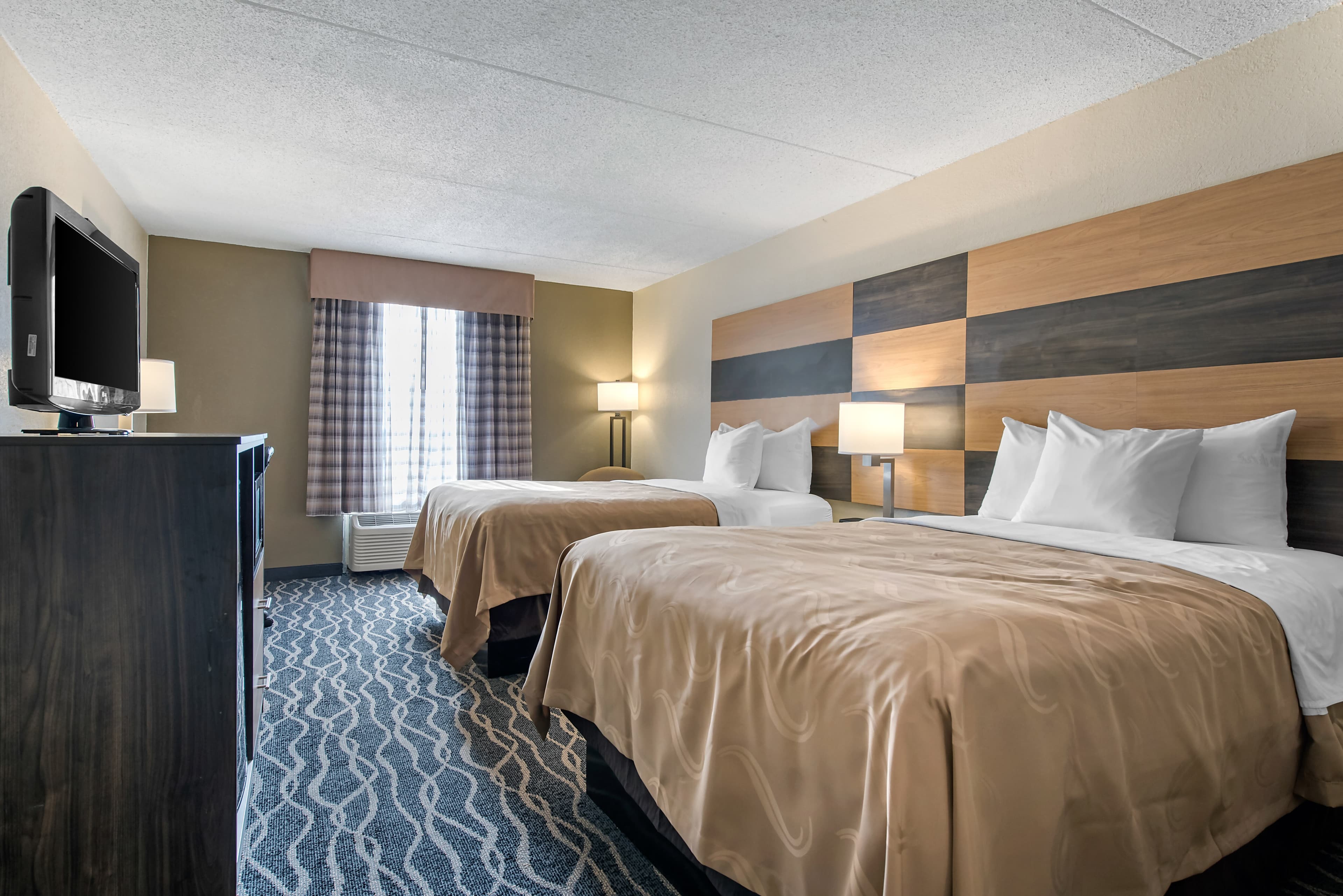 Quality Inn & Suites Lafayette I-65 - Image 5
