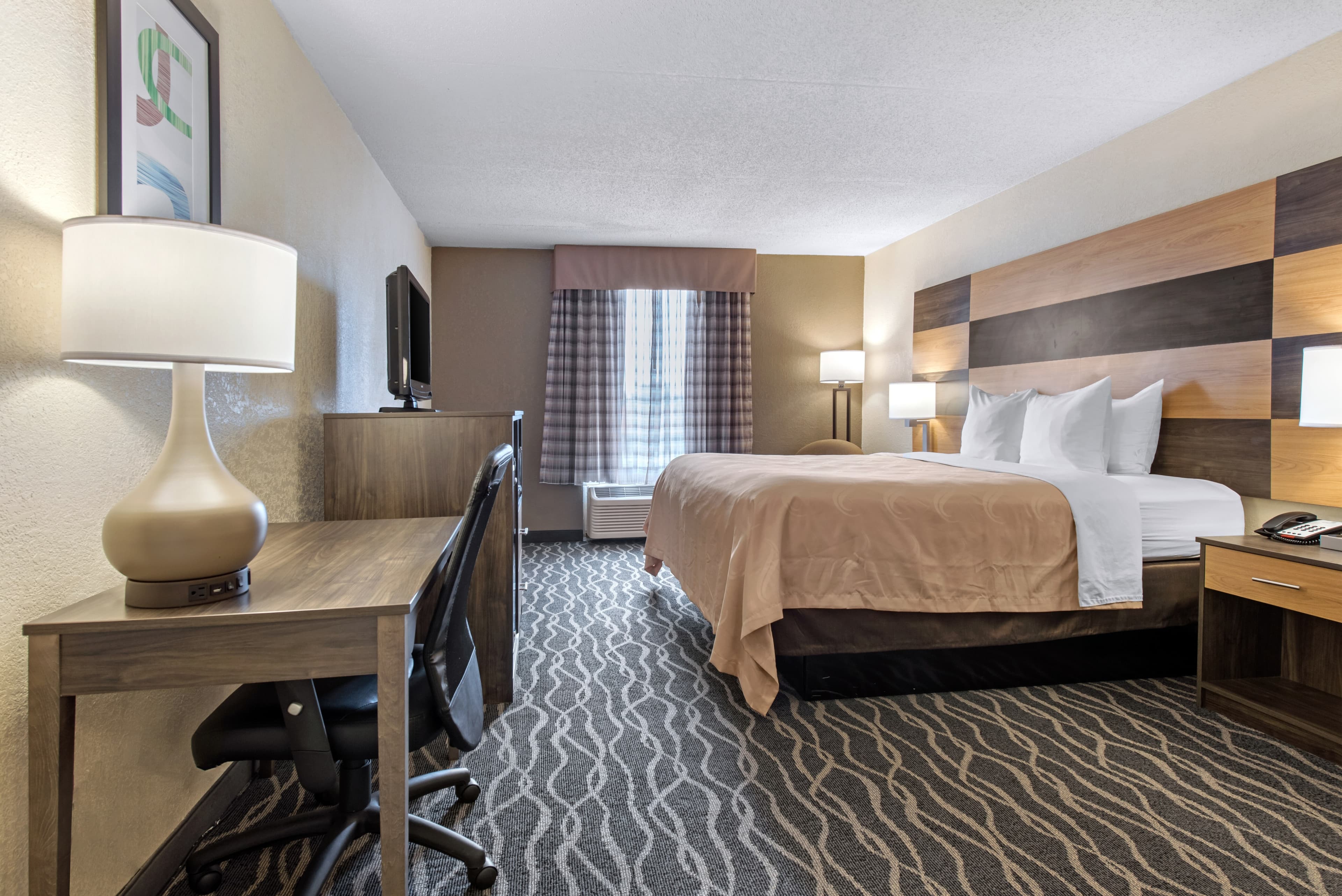 Quality Inn & Suites Lafayette I-65 - Image 3