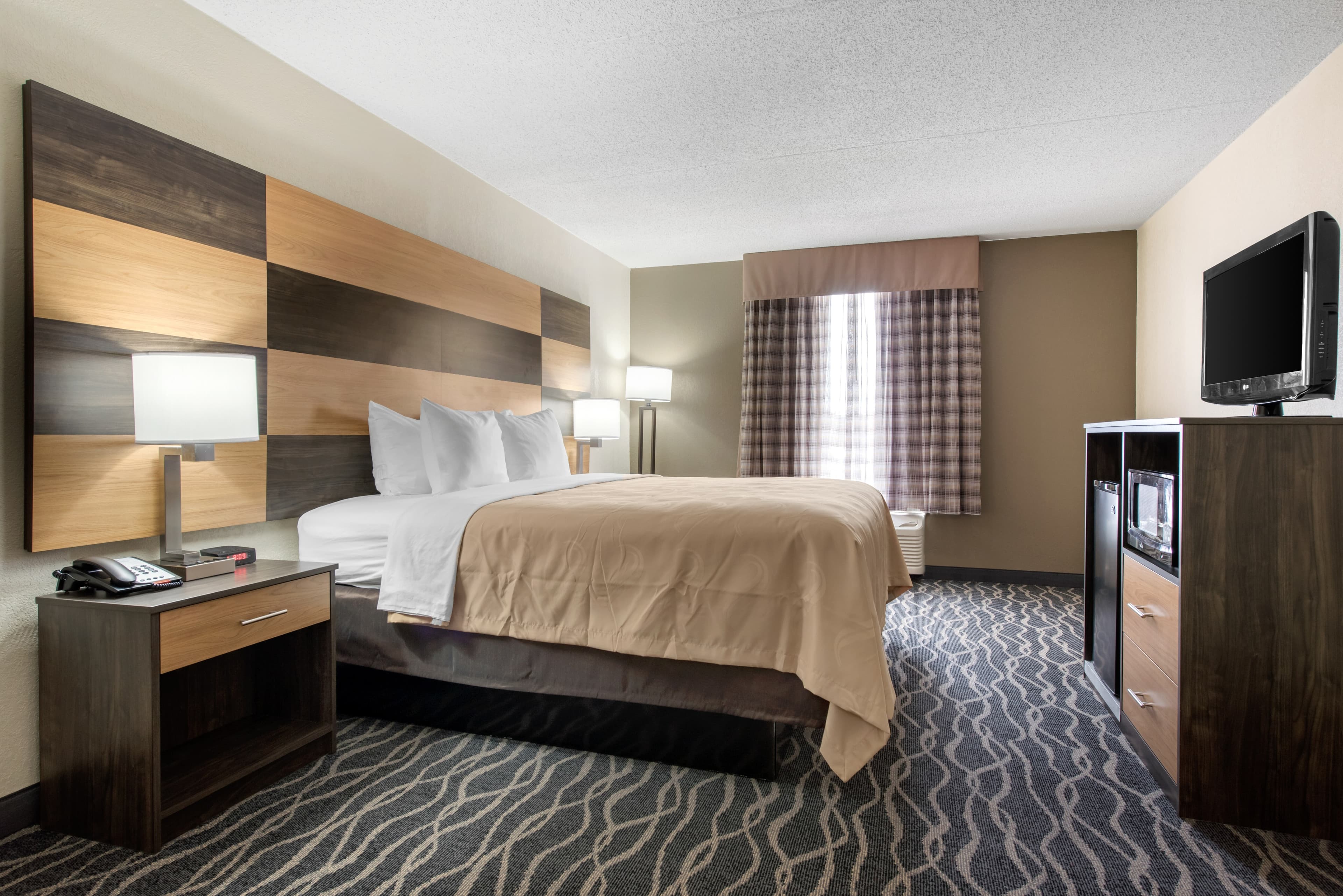 Quality Inn & Suites Lafayette I-65 - Image 1