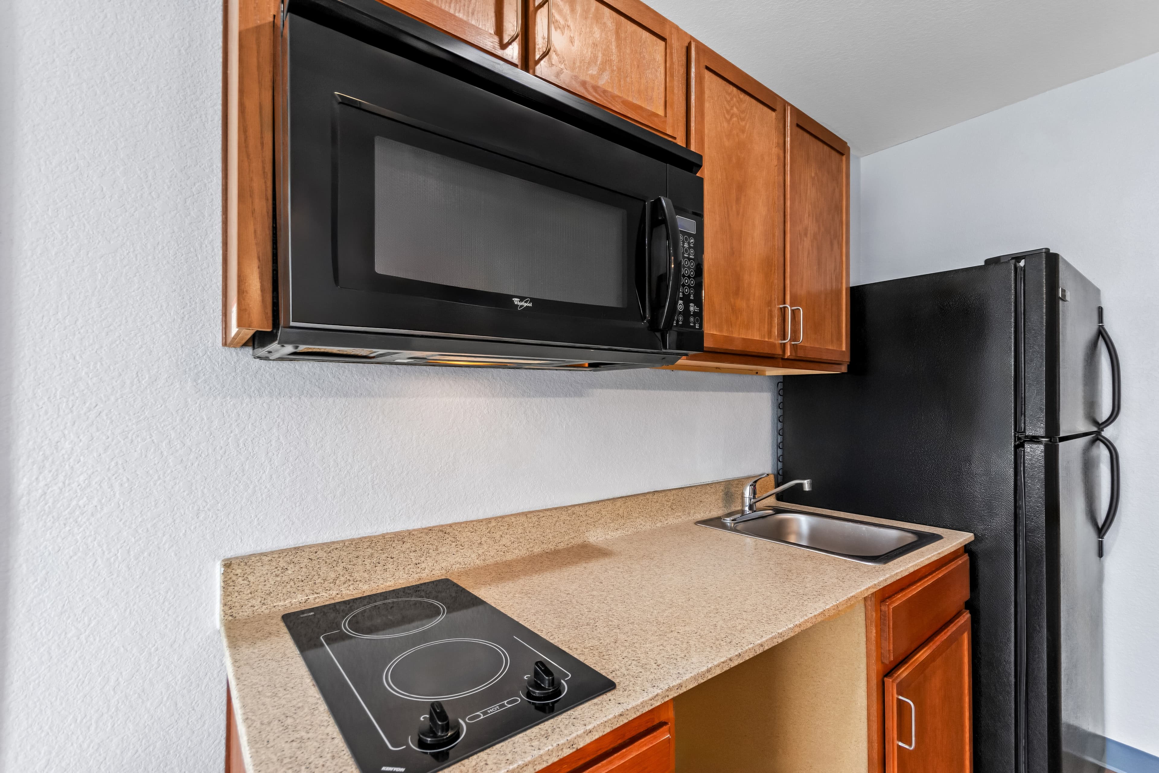 Suburban Studios Clarksville-Louisville North - Image 5