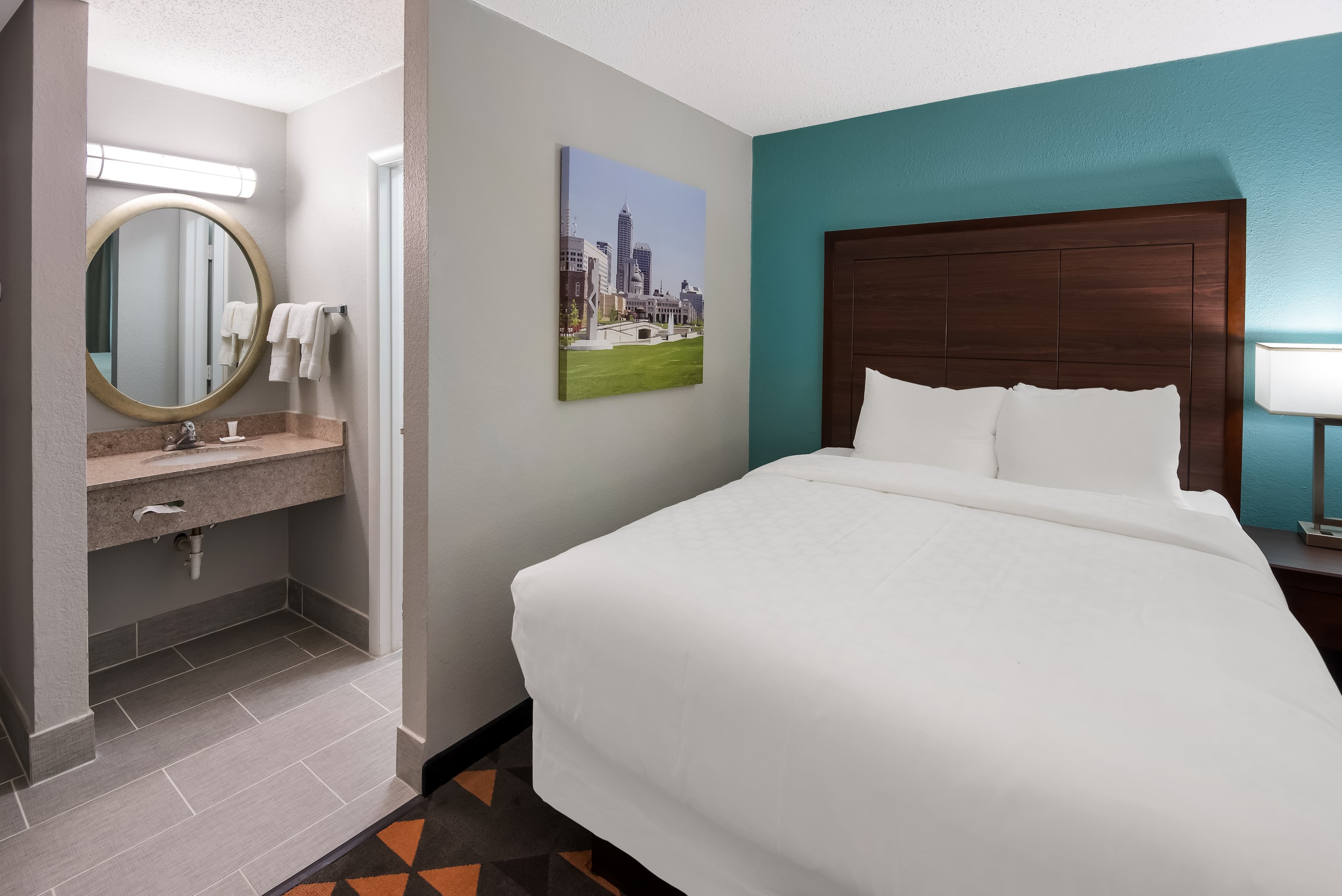 Clarion Pointe Indianapolis Northeast — 21