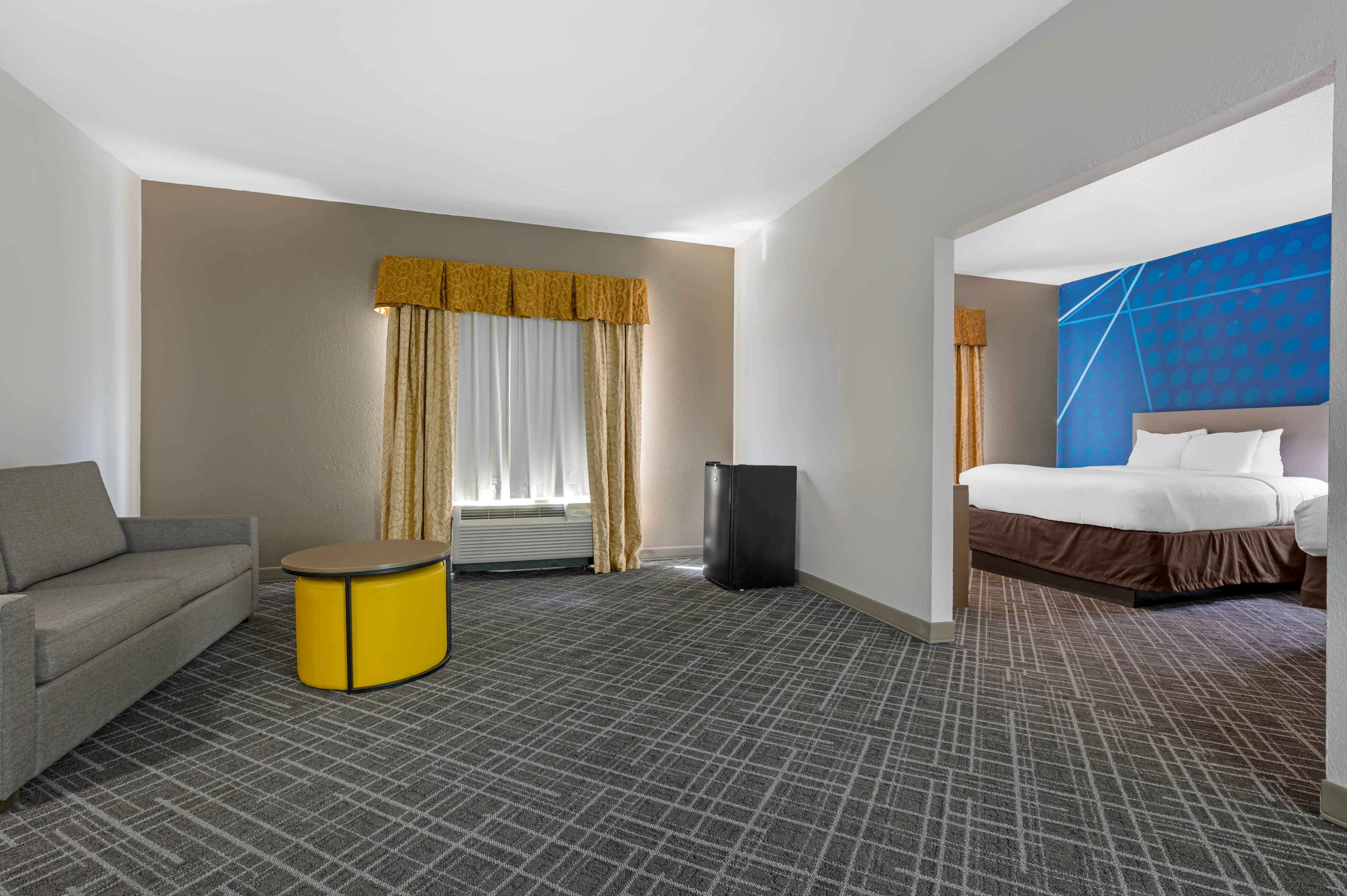 Comfort Suites near Indianapolis Airport — 9