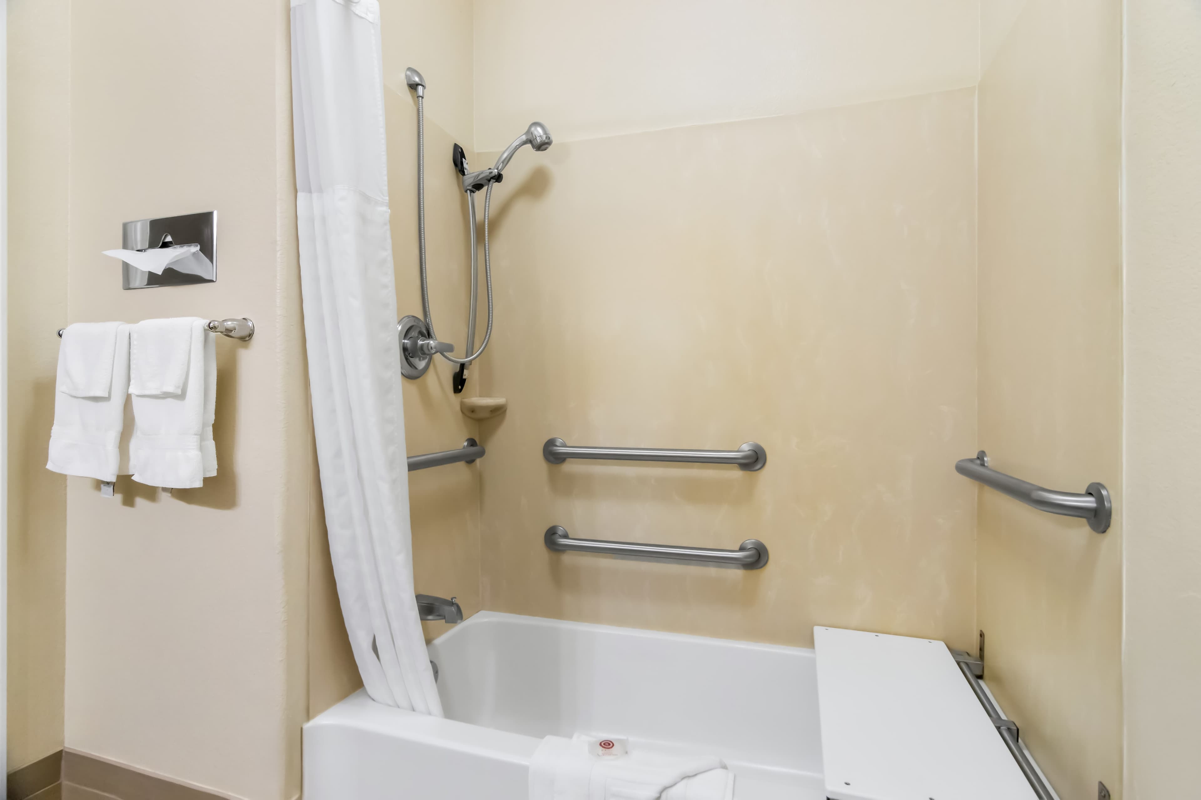 Comfort Inn Hebron-Lowell Area — 5