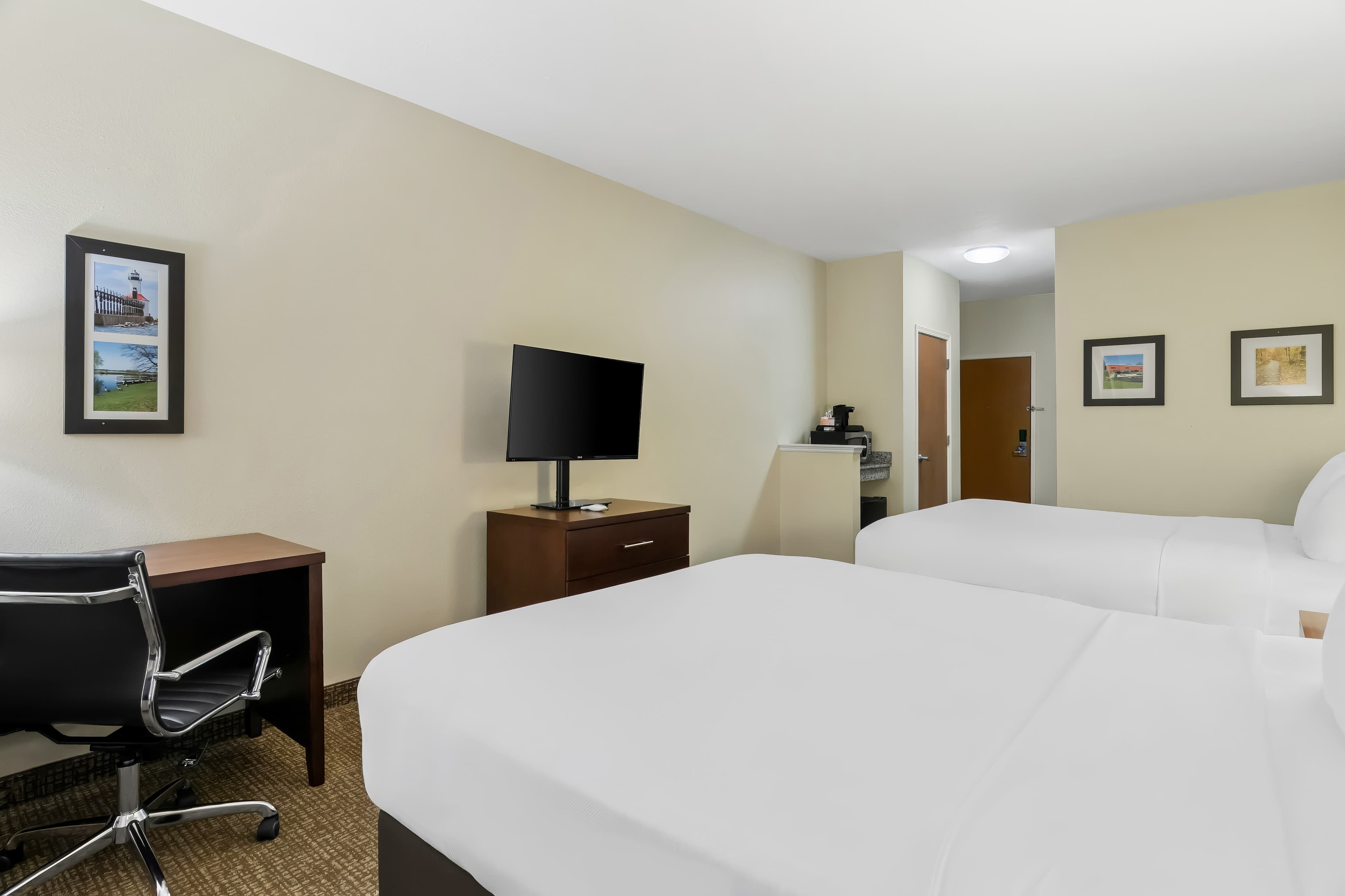 Comfort Inn Hebron-Lowell Area — 26