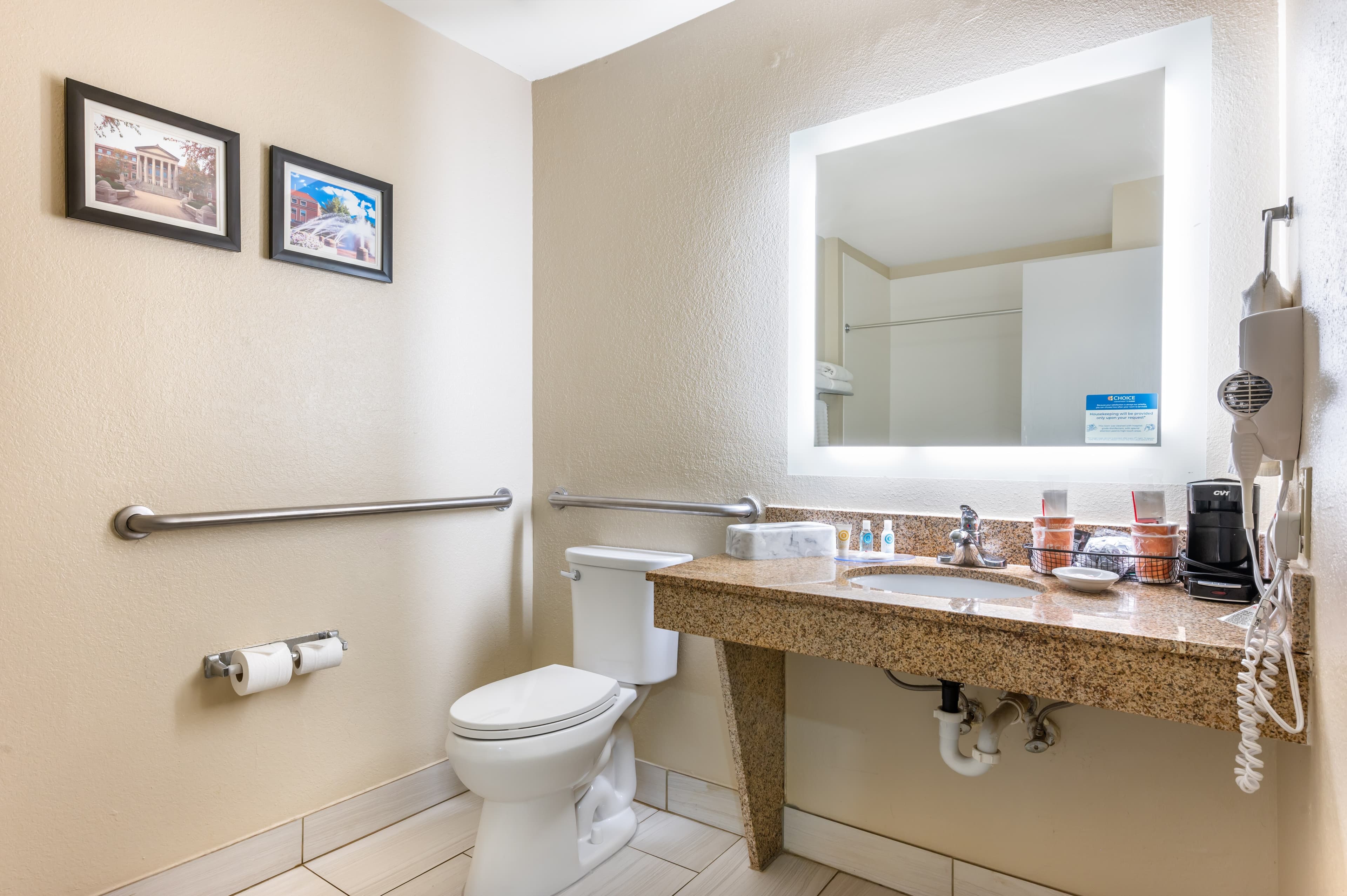 Comfort Inn Lafayette I-65 — 11