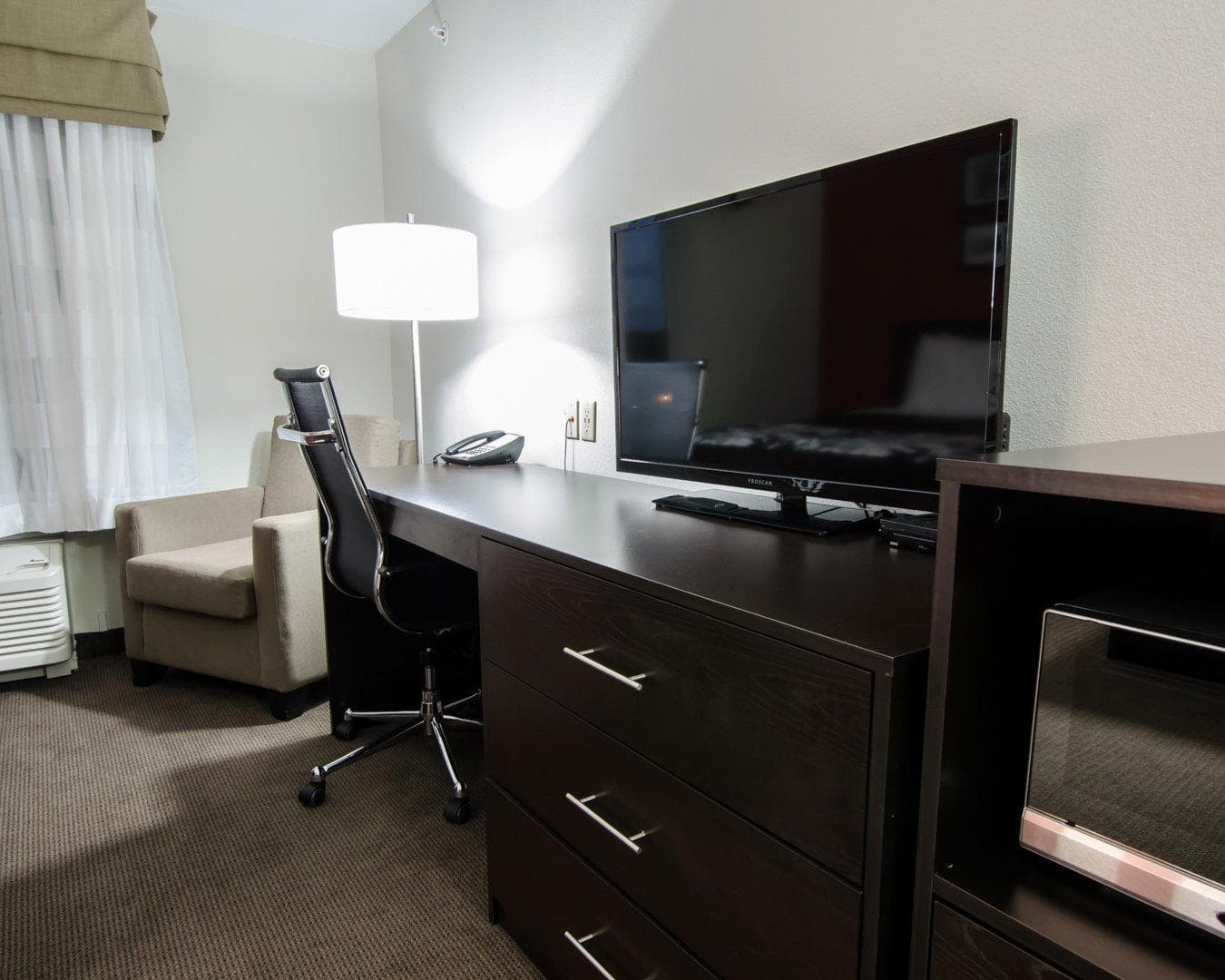 Sleep Inn & Suites And Conference Center Downtown — 6