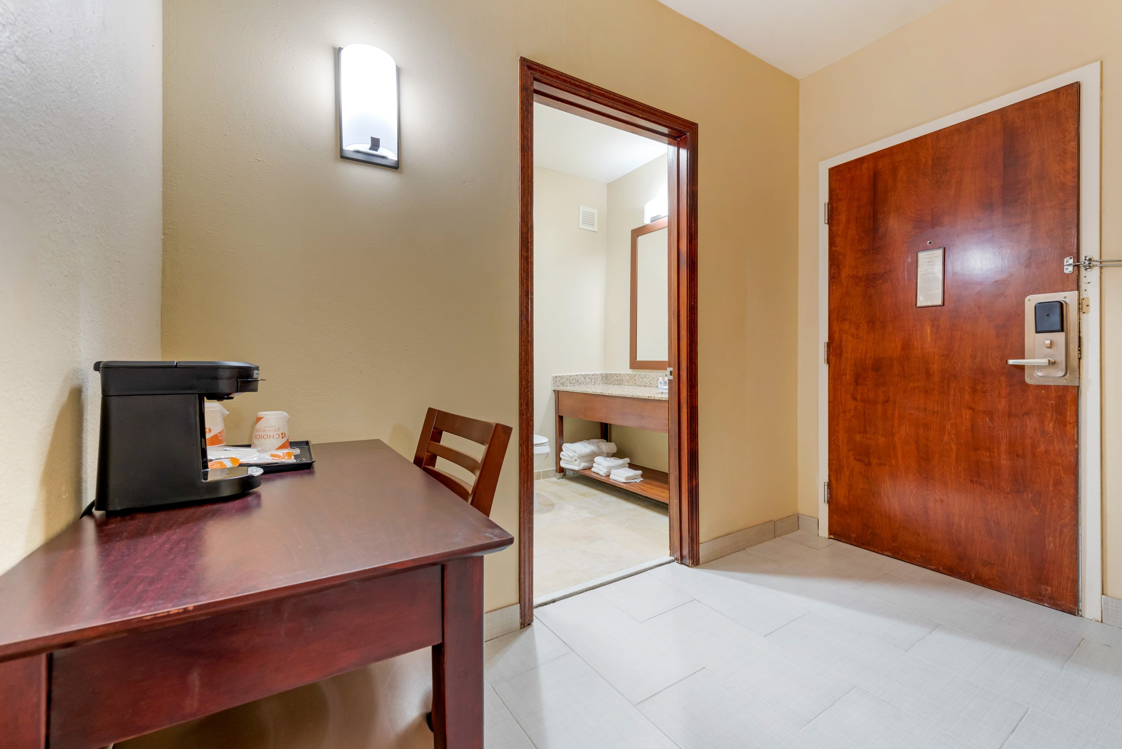 Comfort Inn & Suites Michigan City South - Image 5