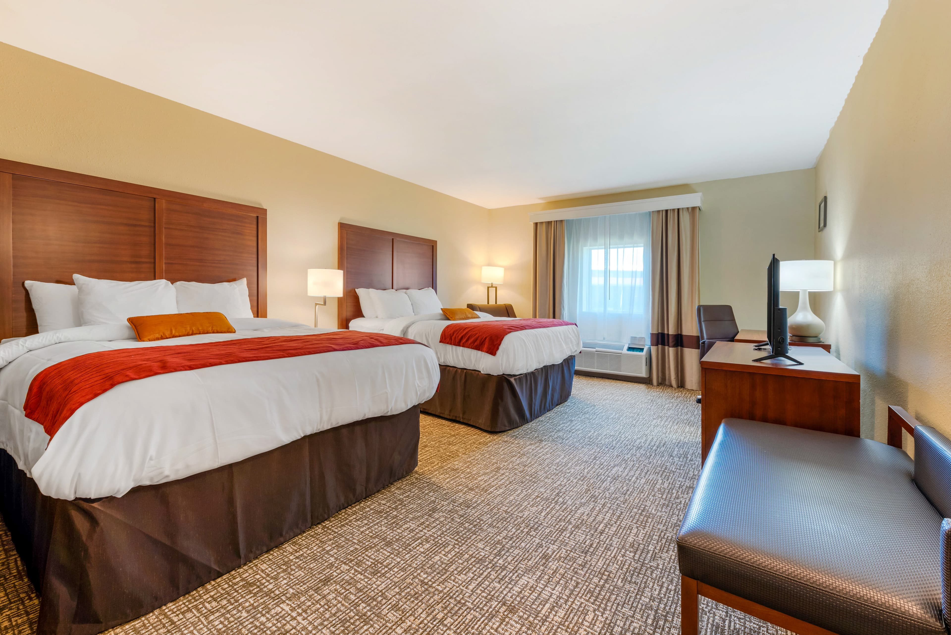 Comfort Inn & Suites Michigan City South — 12